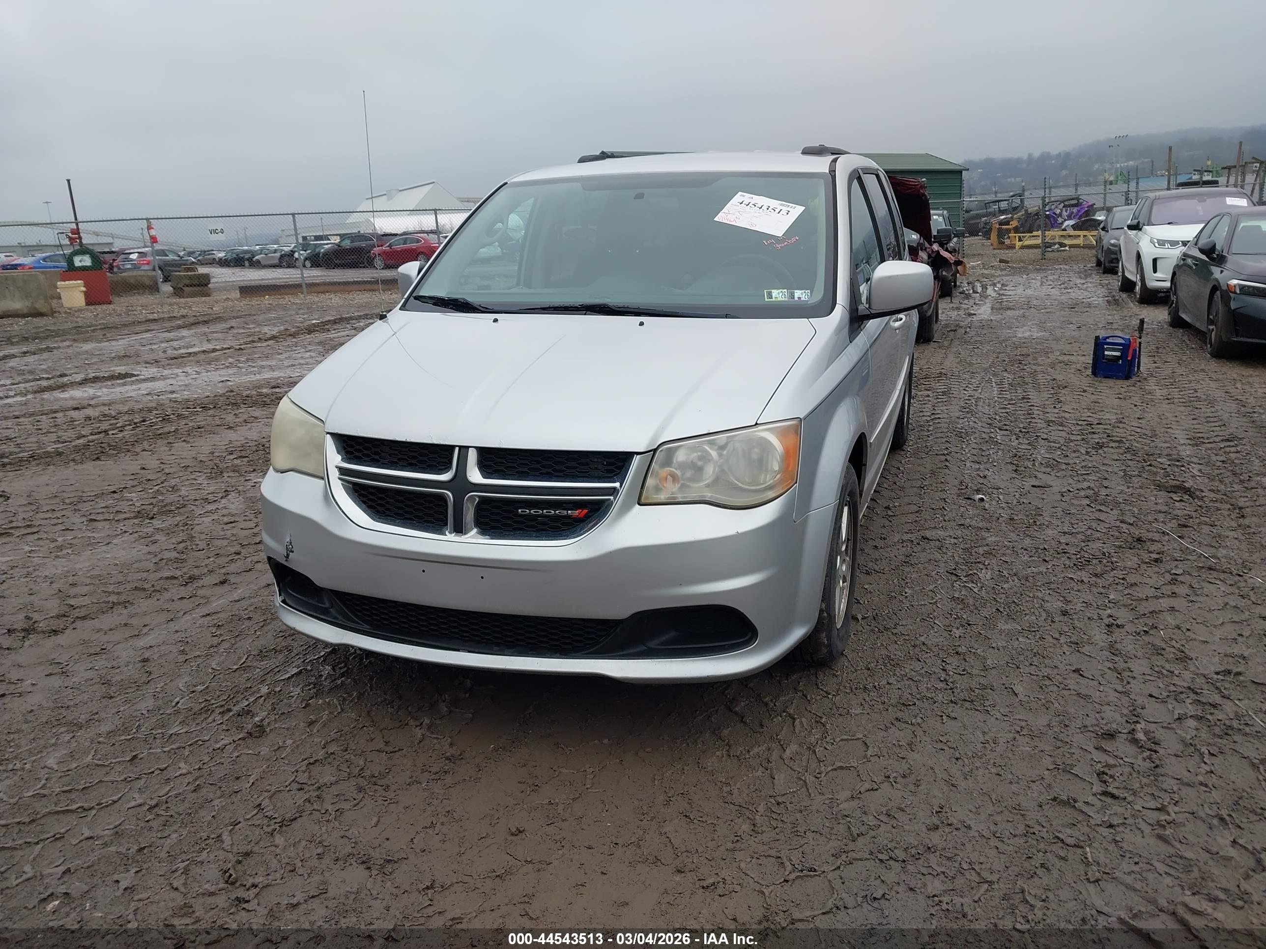DODGE GRAND image 2