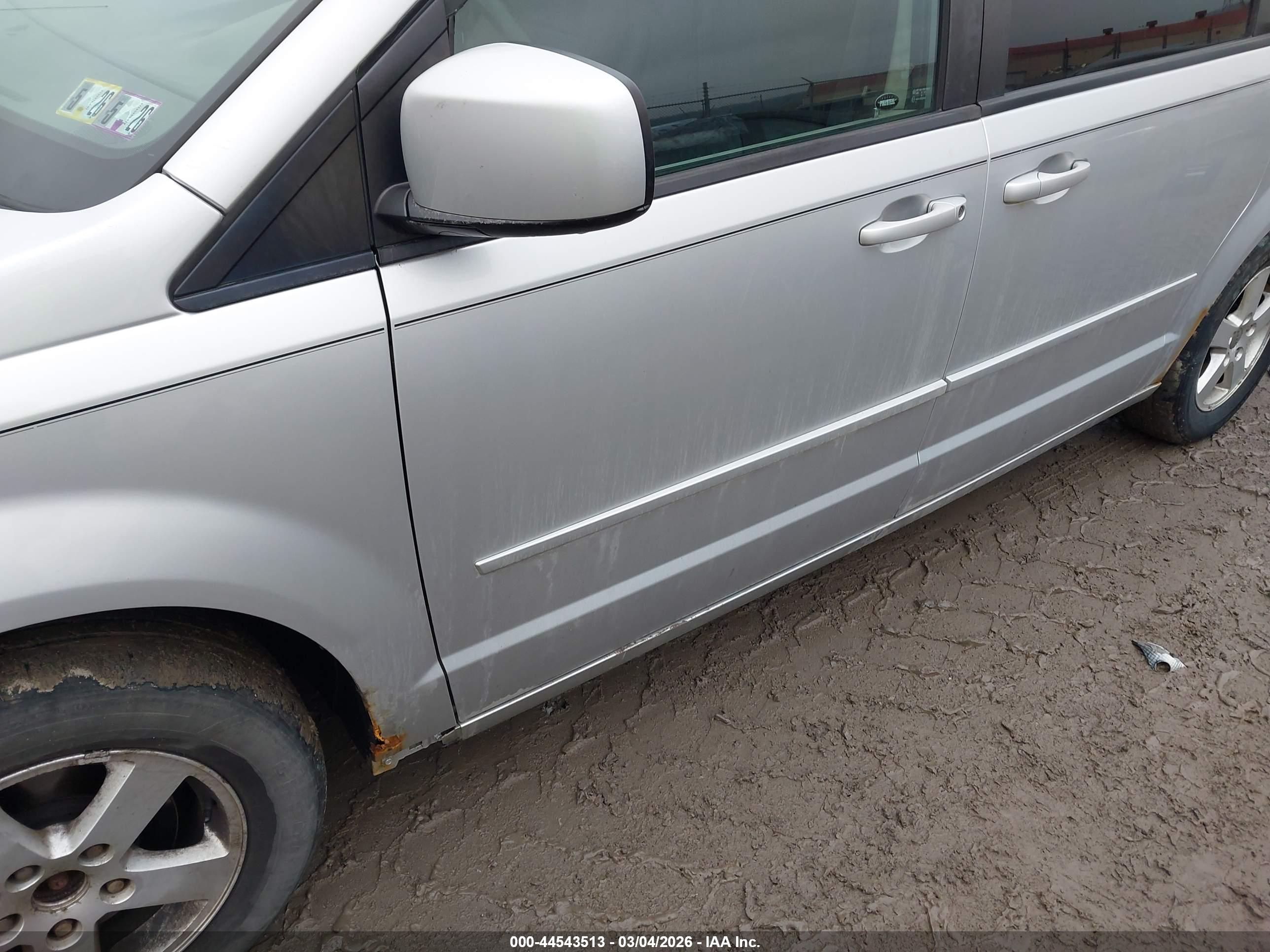 DODGE GRAND image 6