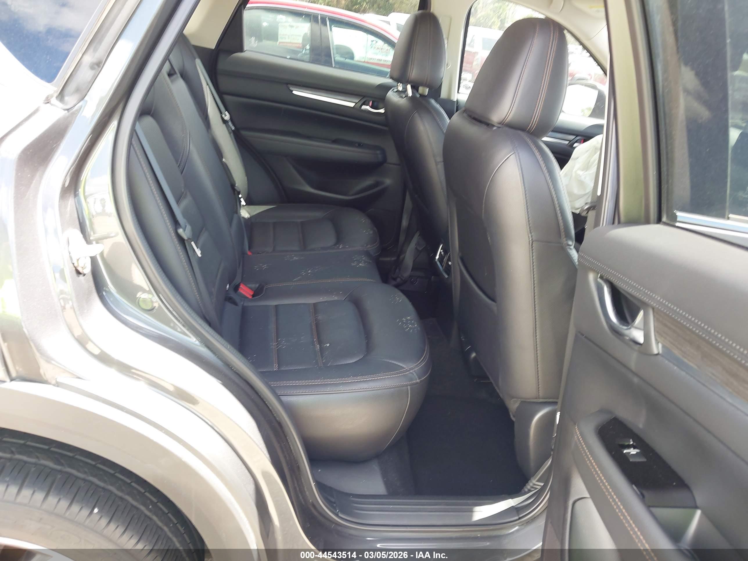 MAZDA CX-5 image 8
