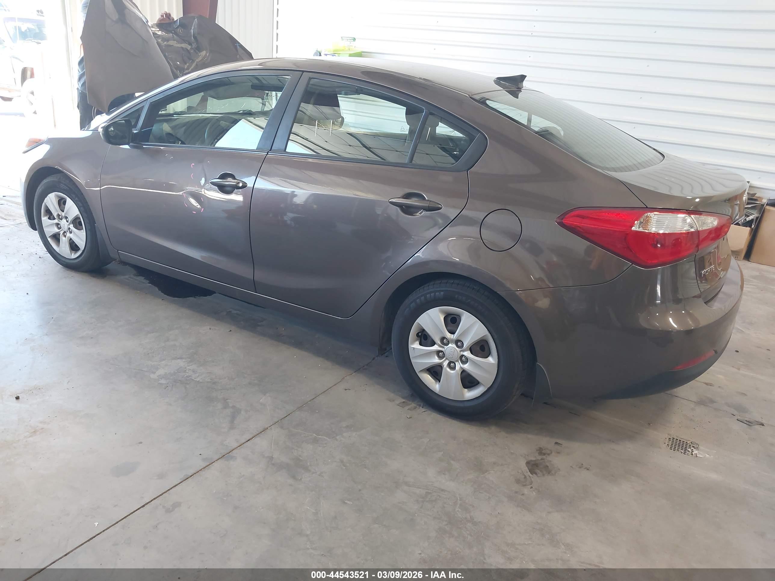 KIA FORTE image 3