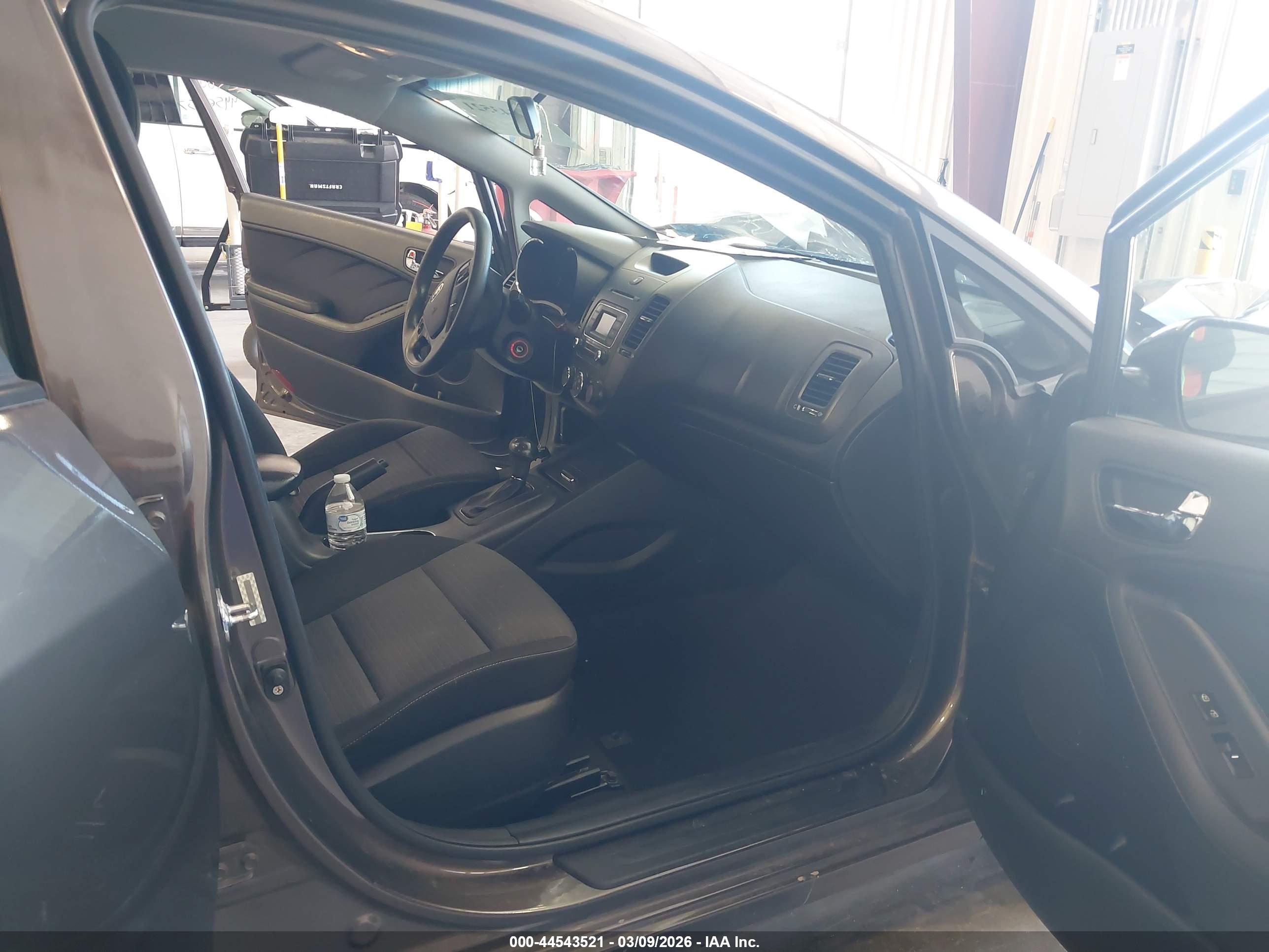 KIA FORTE image 5
