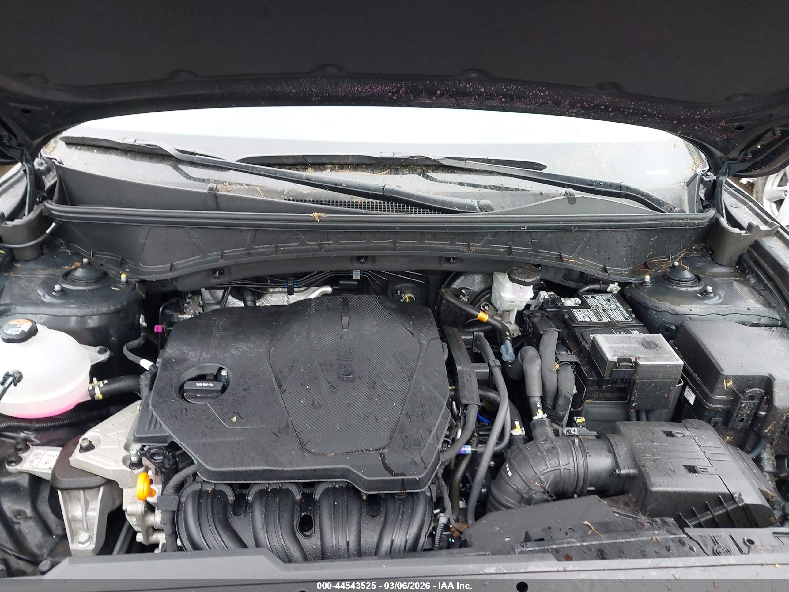HYUNDAI TUCSON image 10