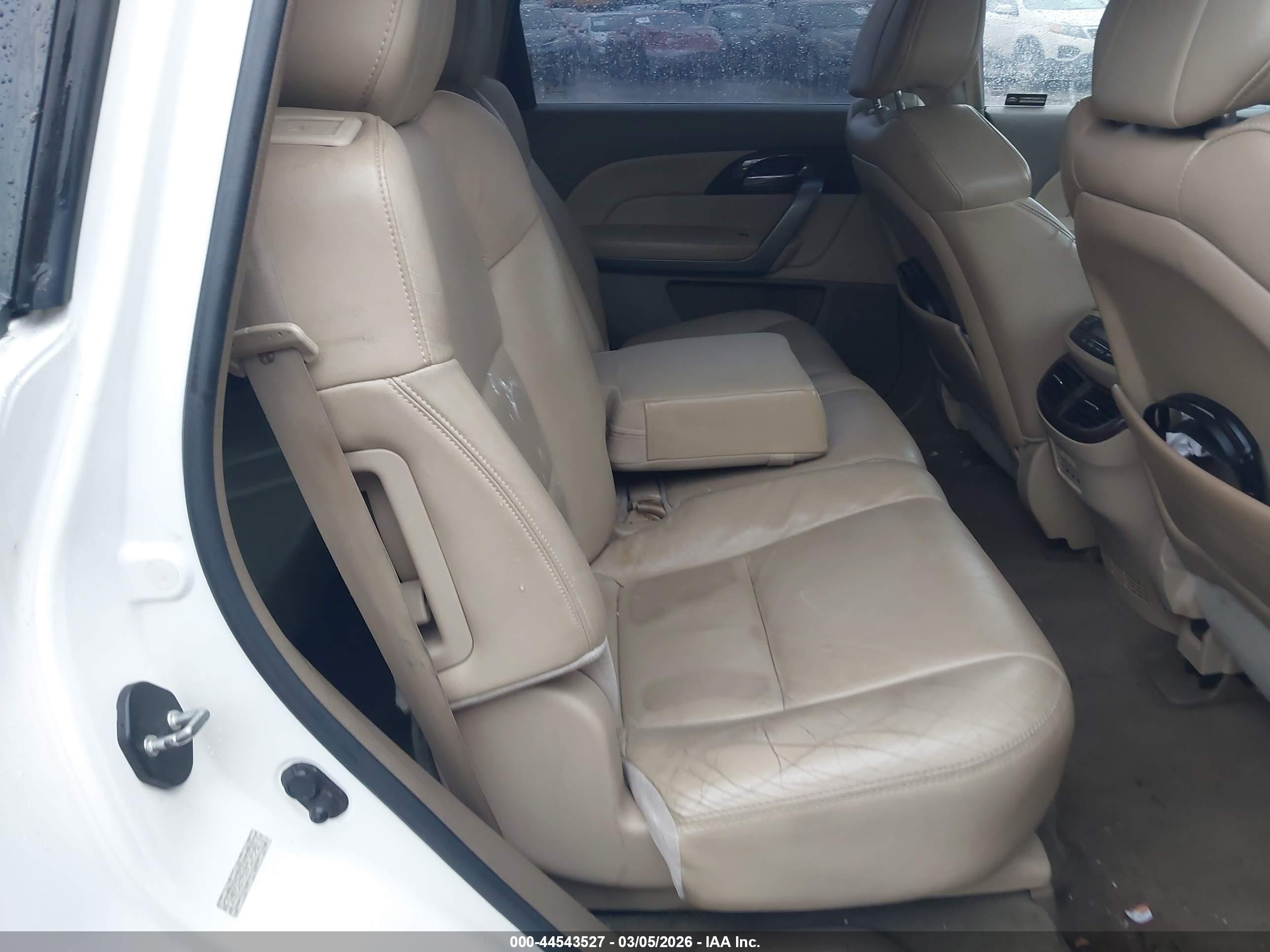 ACURA MDX image 8