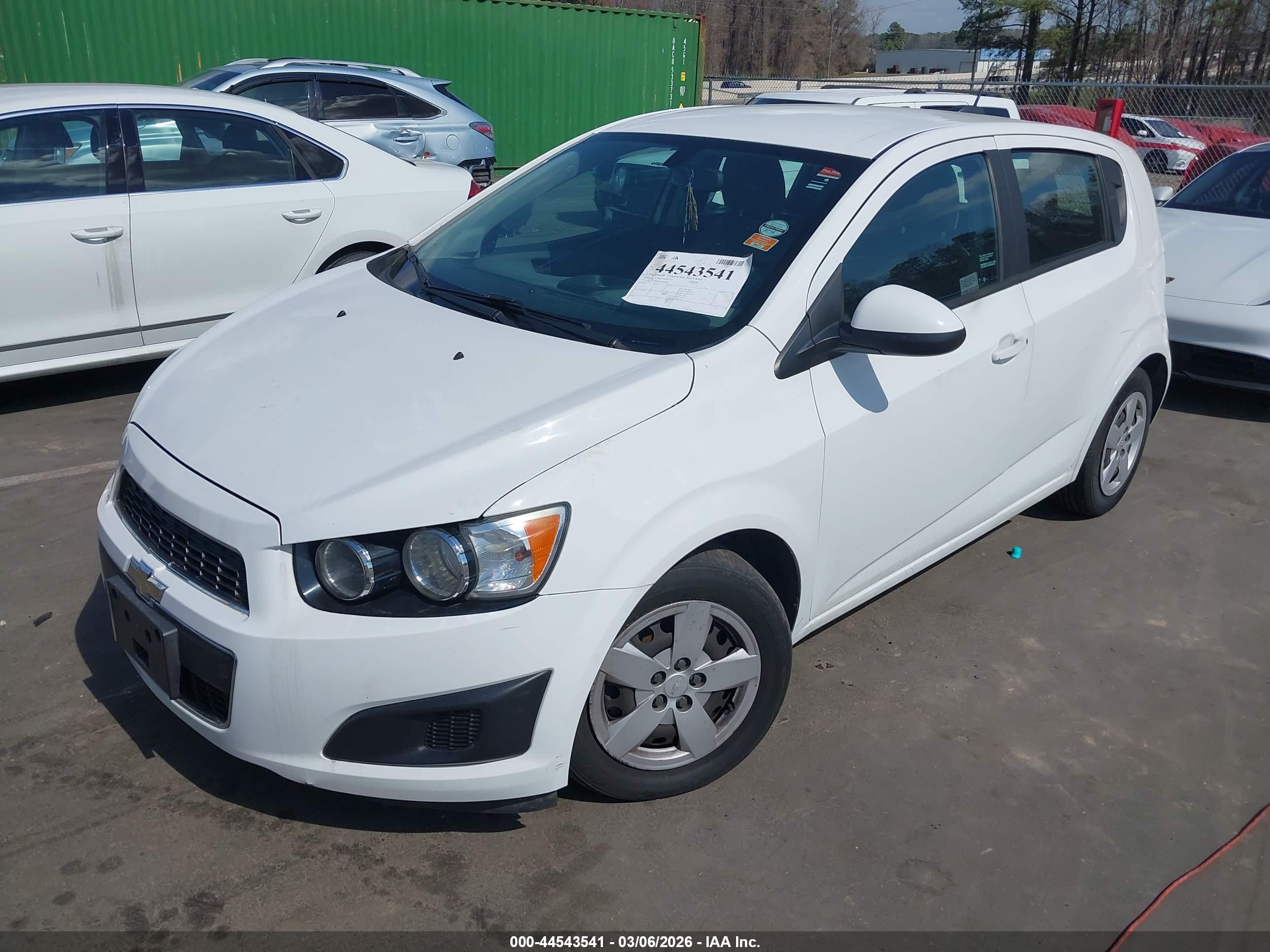 CHEVROLET SONIC image 2