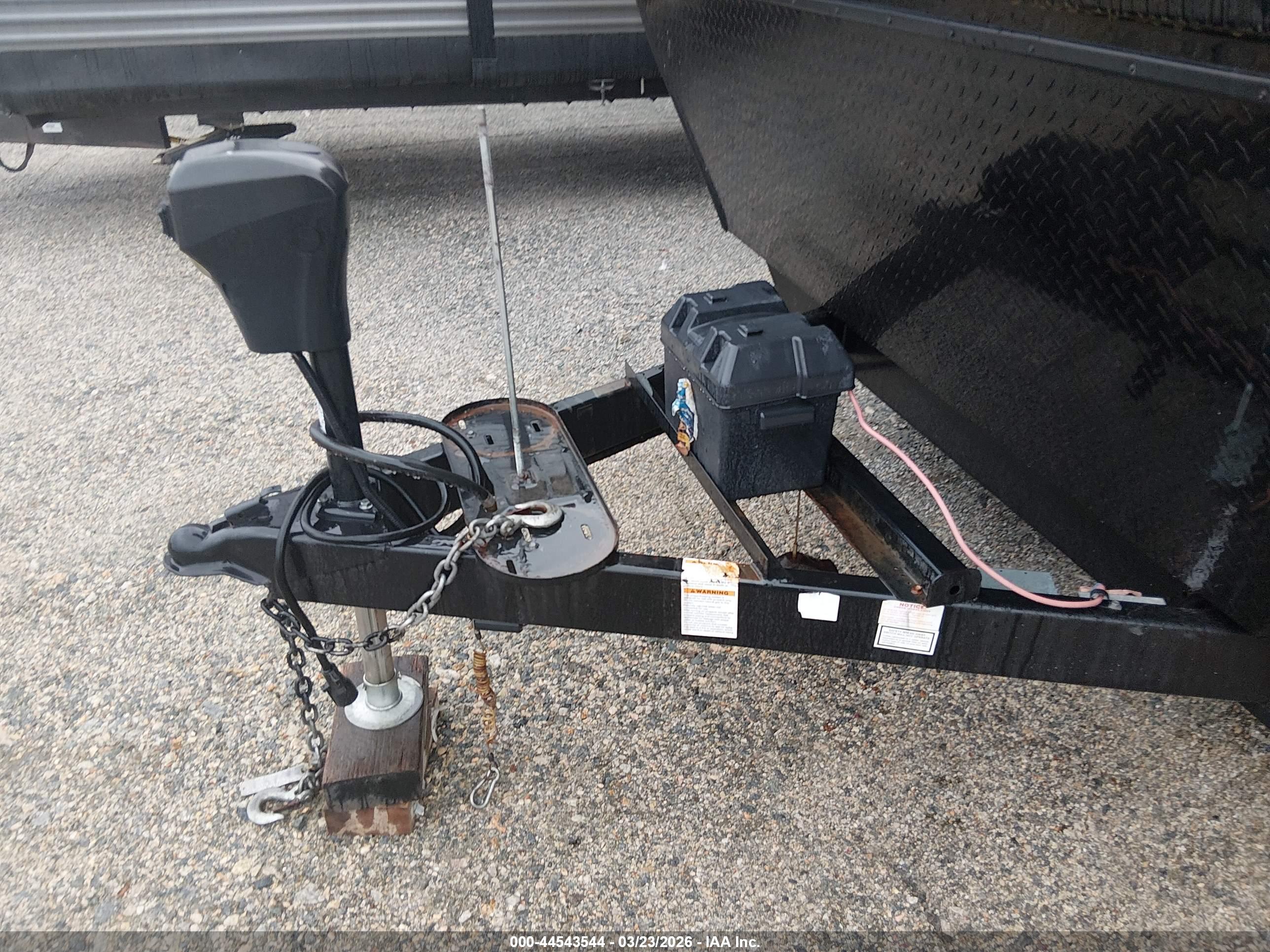 WINNEBAGO VOYAGE image 10