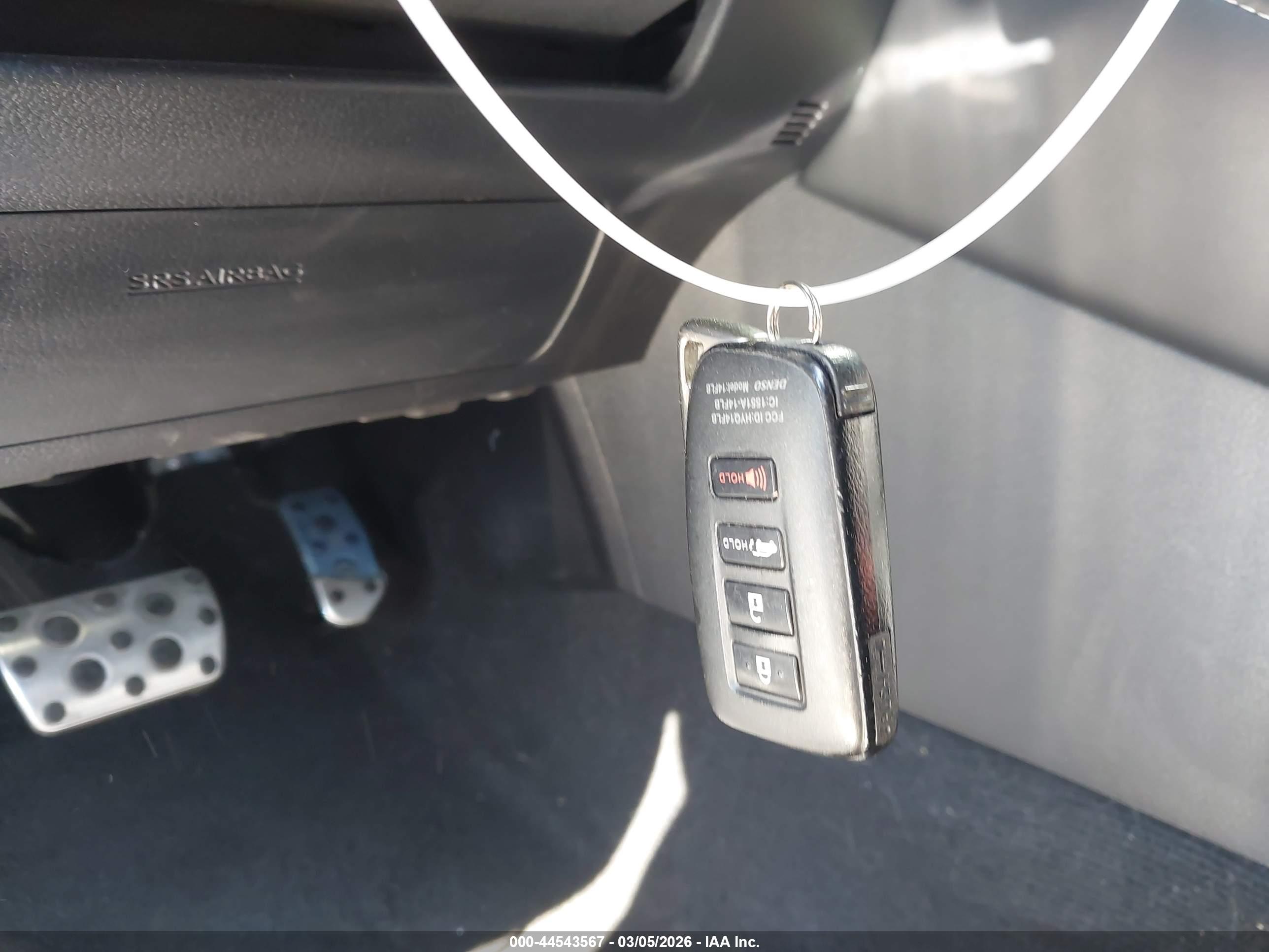 LEXUS NX image 11