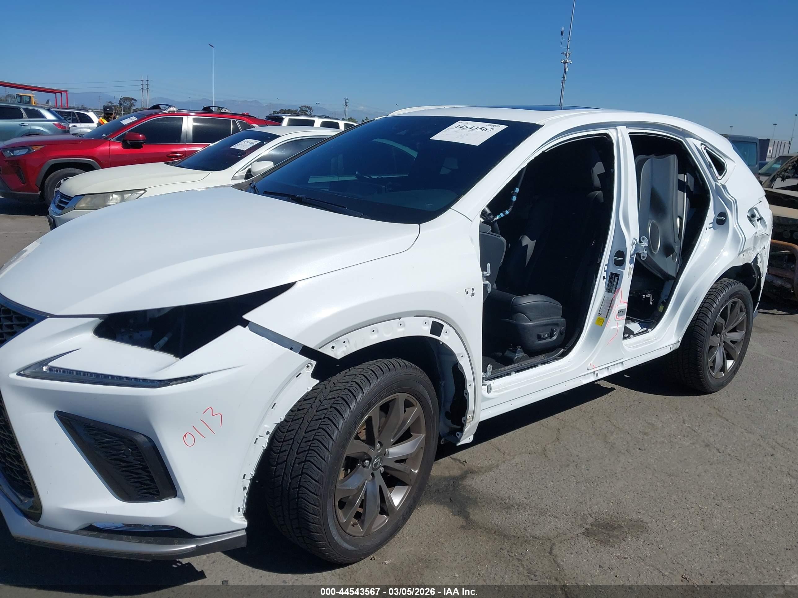 LEXUS NX image 6