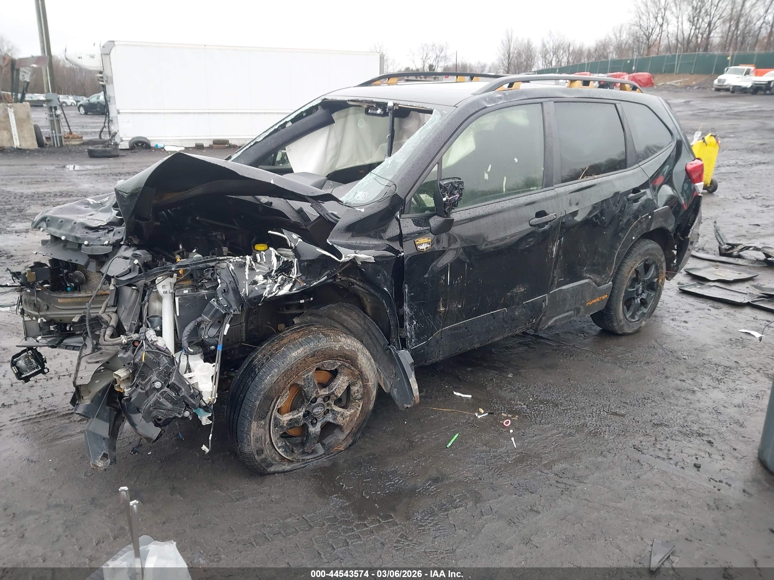 SUBARU FORESTER image 2