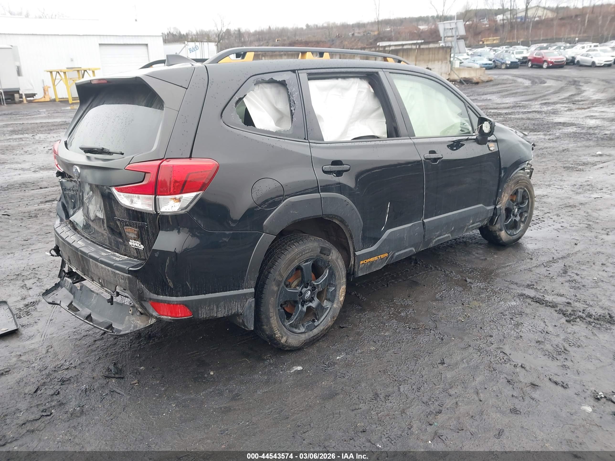 SUBARU FORESTER image 4