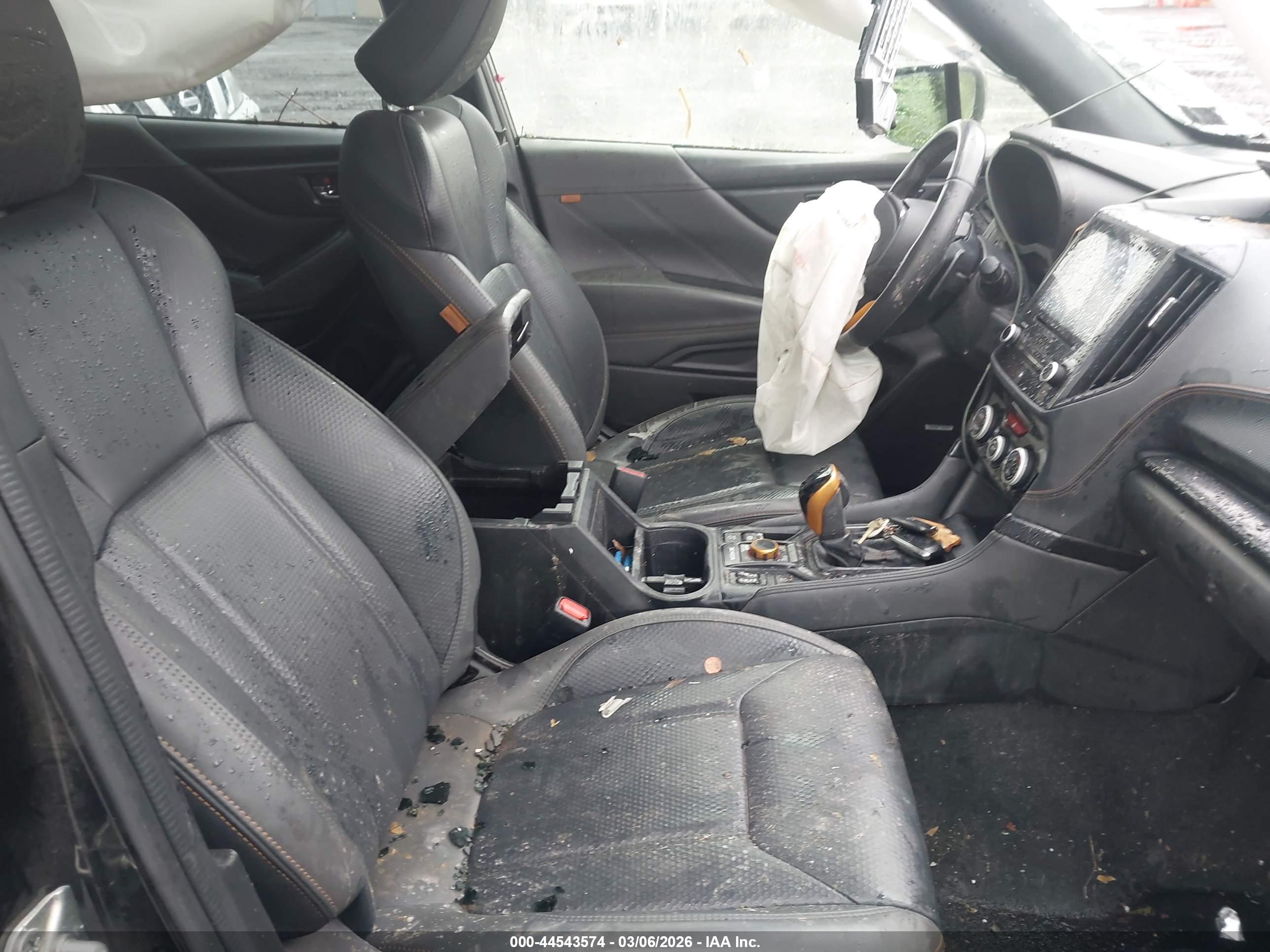 SUBARU FORESTER image 5