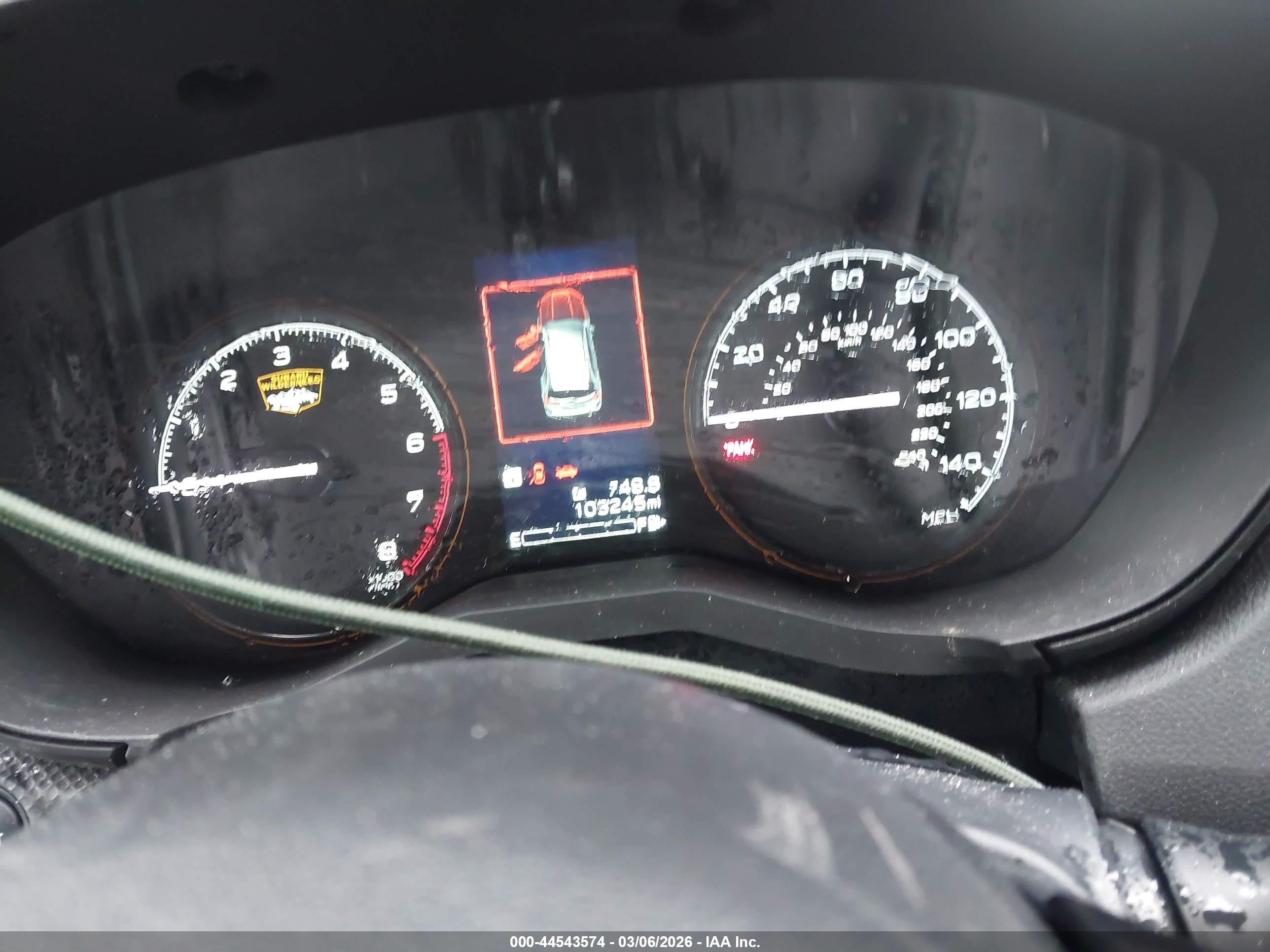 SUBARU FORESTER image 7