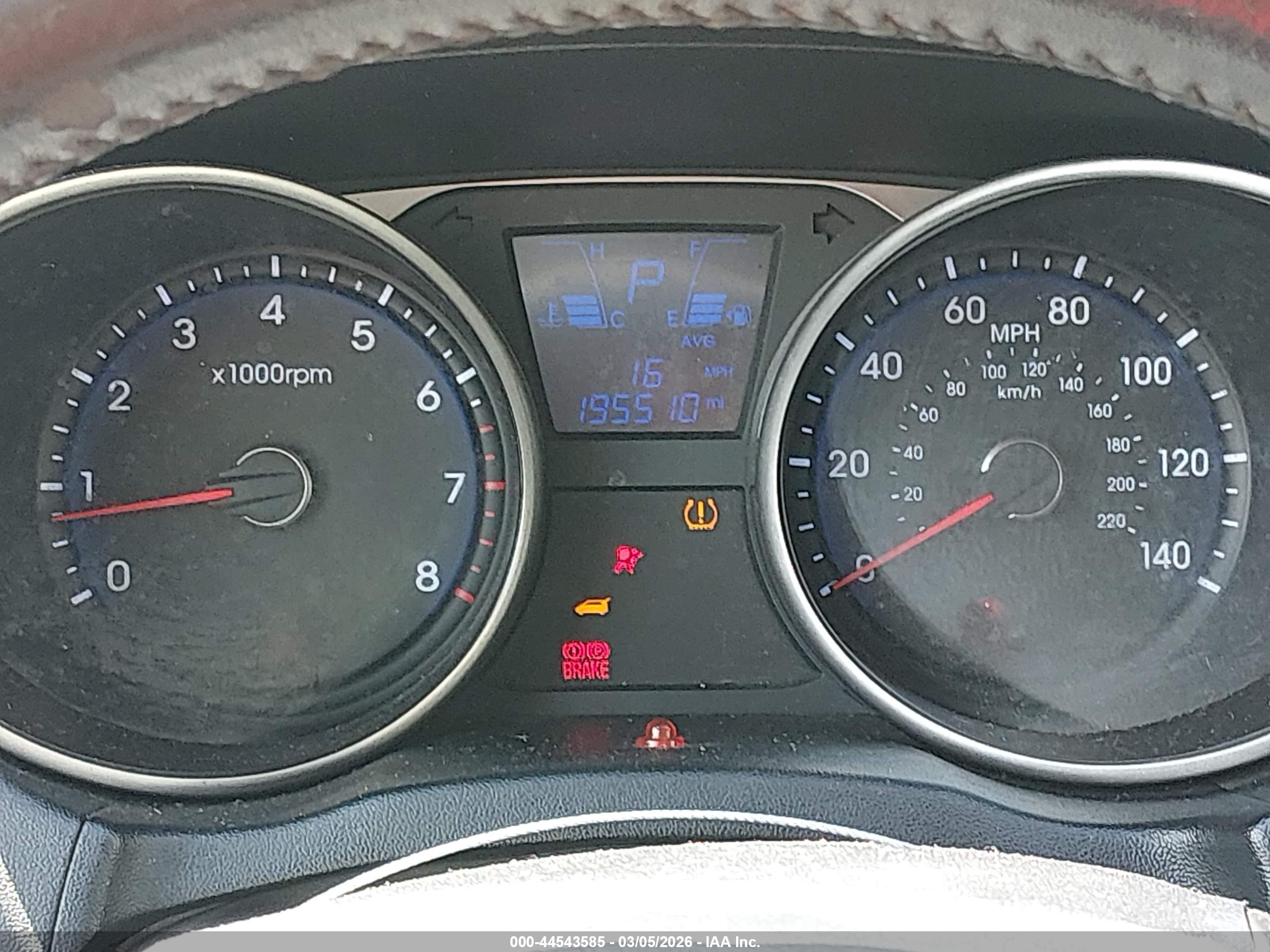 HYUNDAI TUCSON image 7