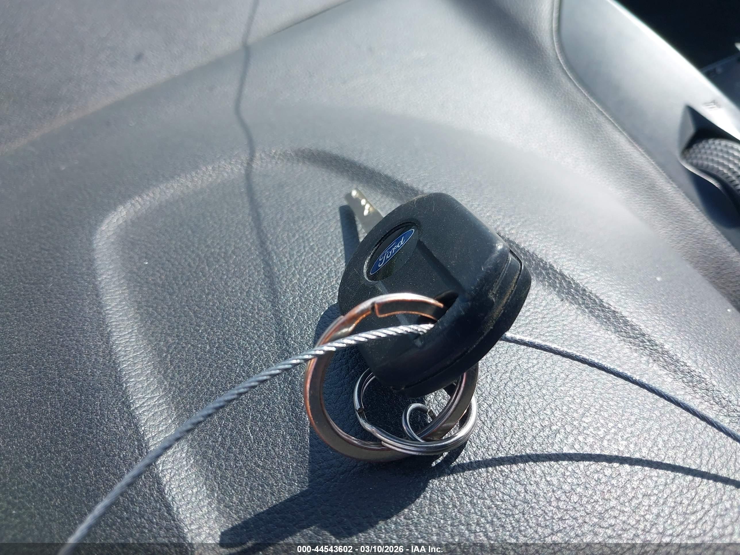 FORD ESCAPE image 11