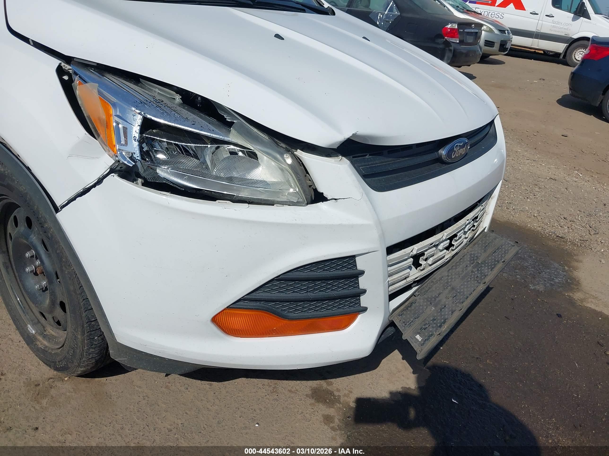 FORD ESCAPE image 6