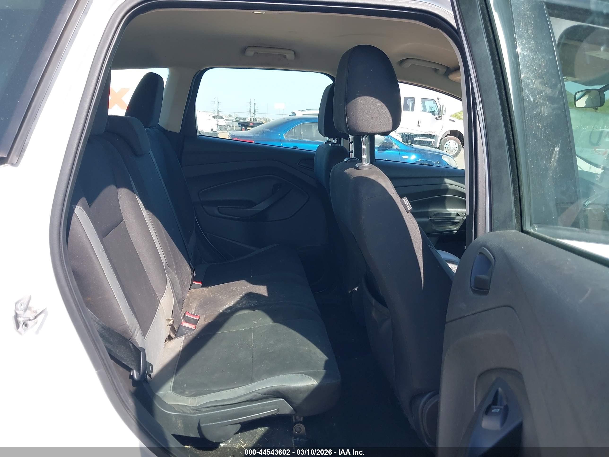FORD ESCAPE image 8