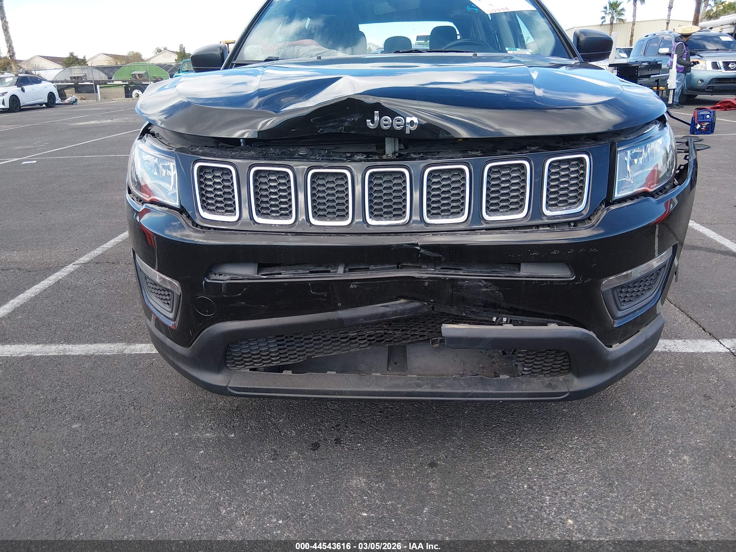 JEEP COMPASS image 6
