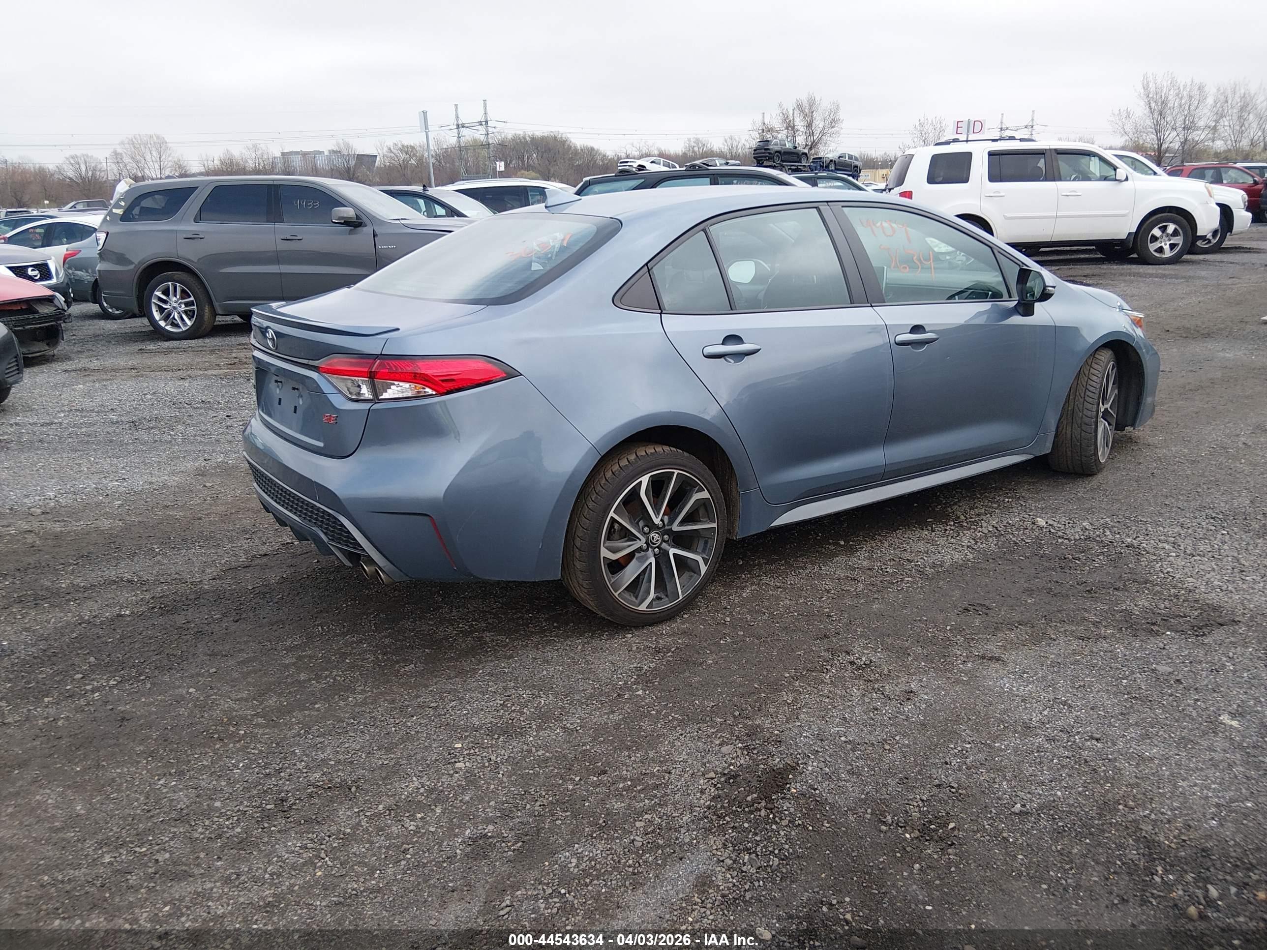 TOYOTA COROLLA image 4