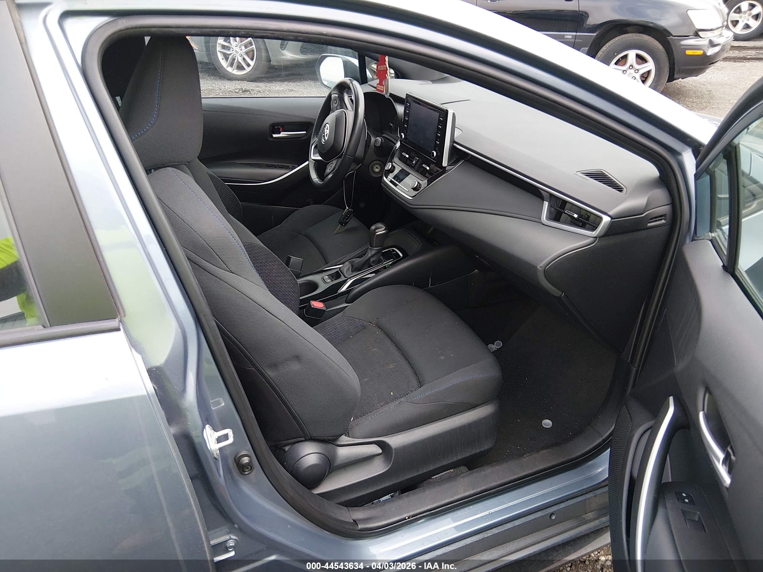 TOYOTA COROLLA image 5