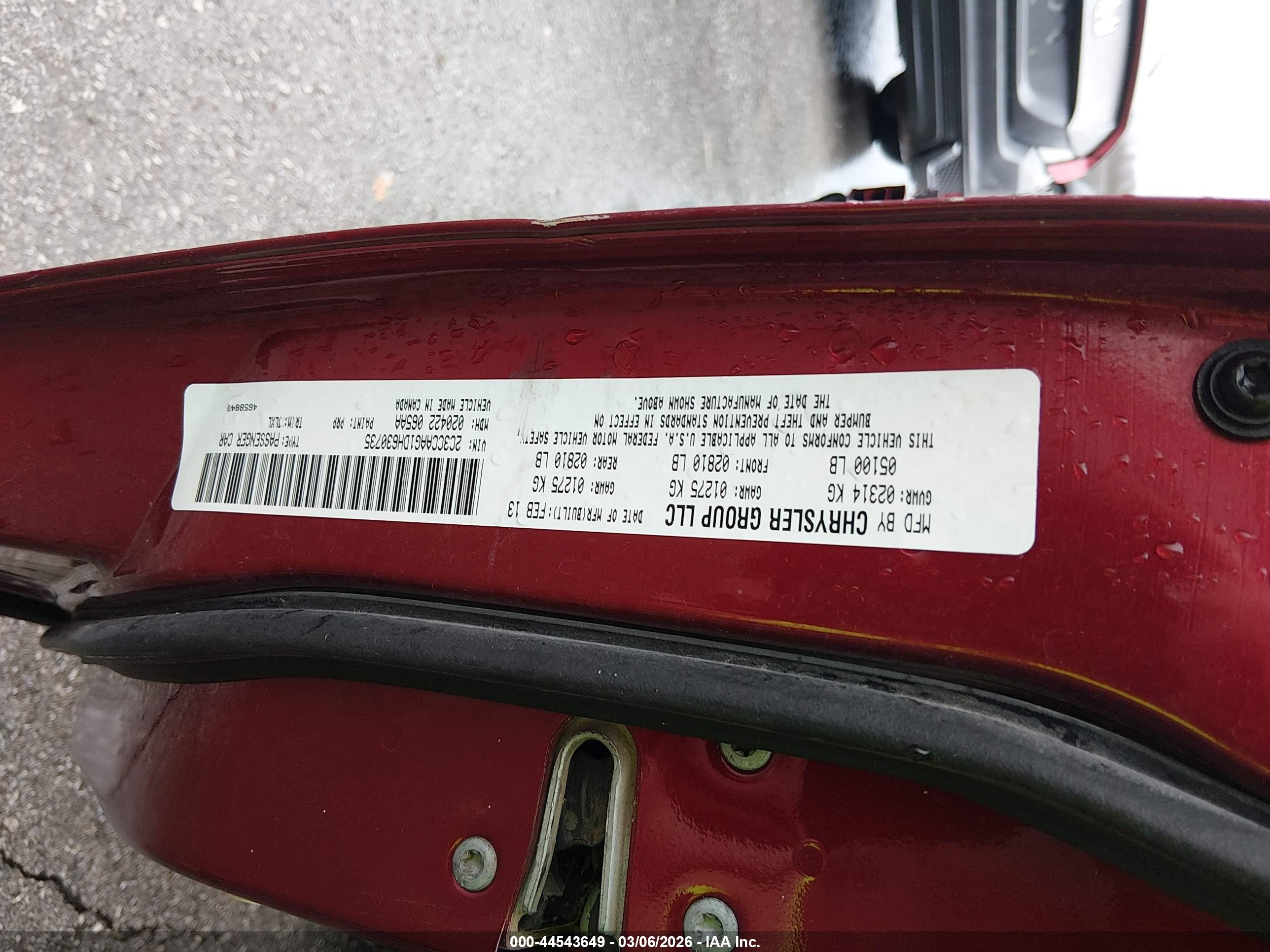 CHRYSLER 300 image 9