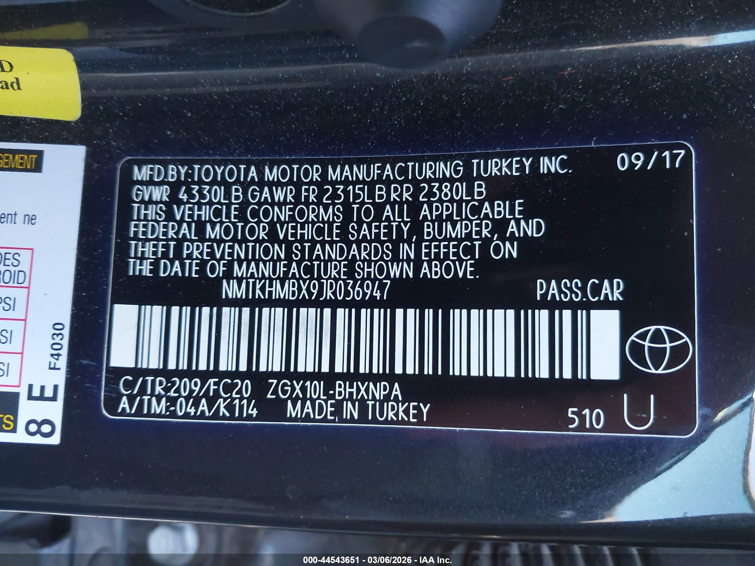 TOYOTA C-HR image 9