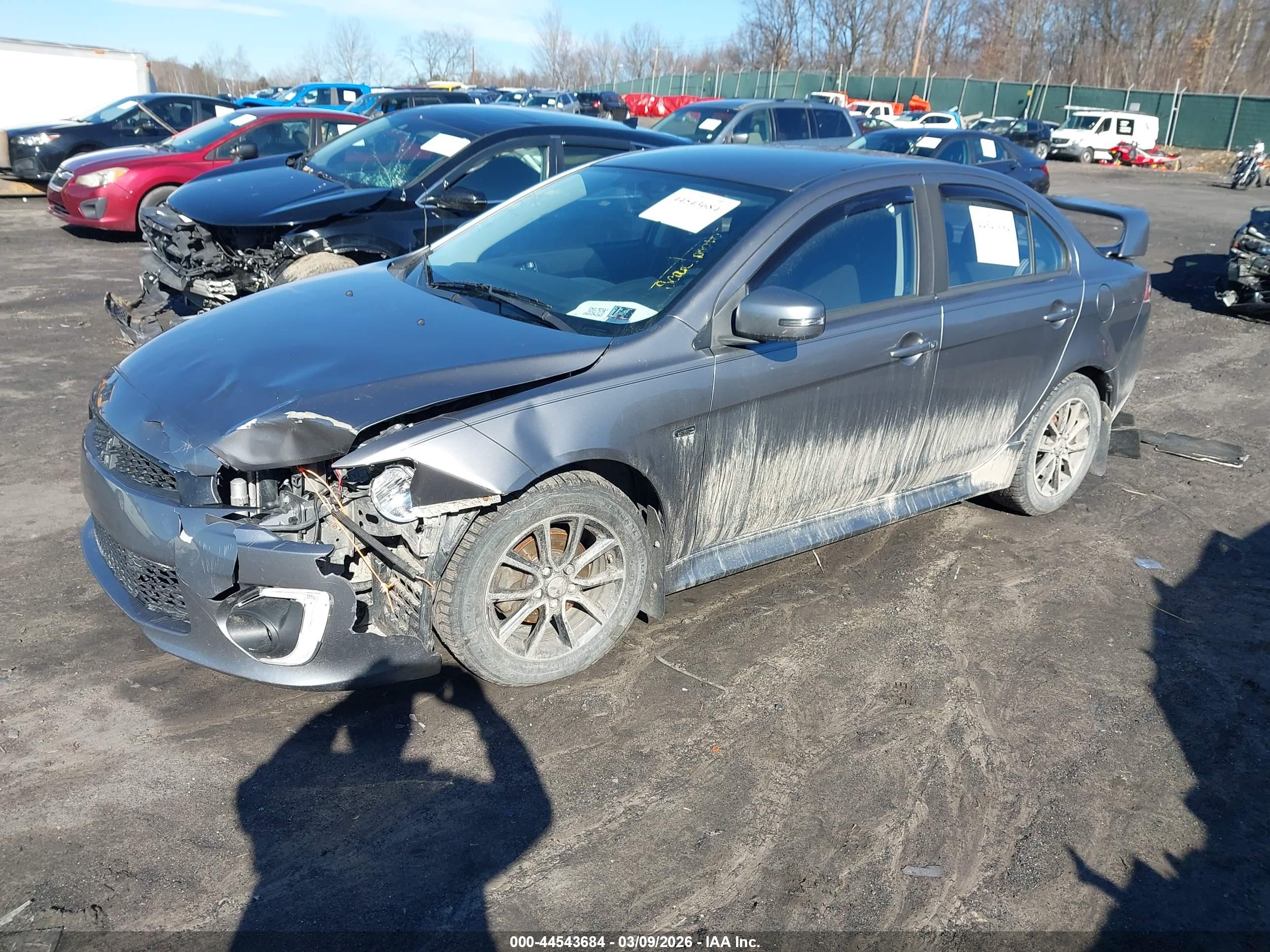MITSUBISHI LANCER image 2