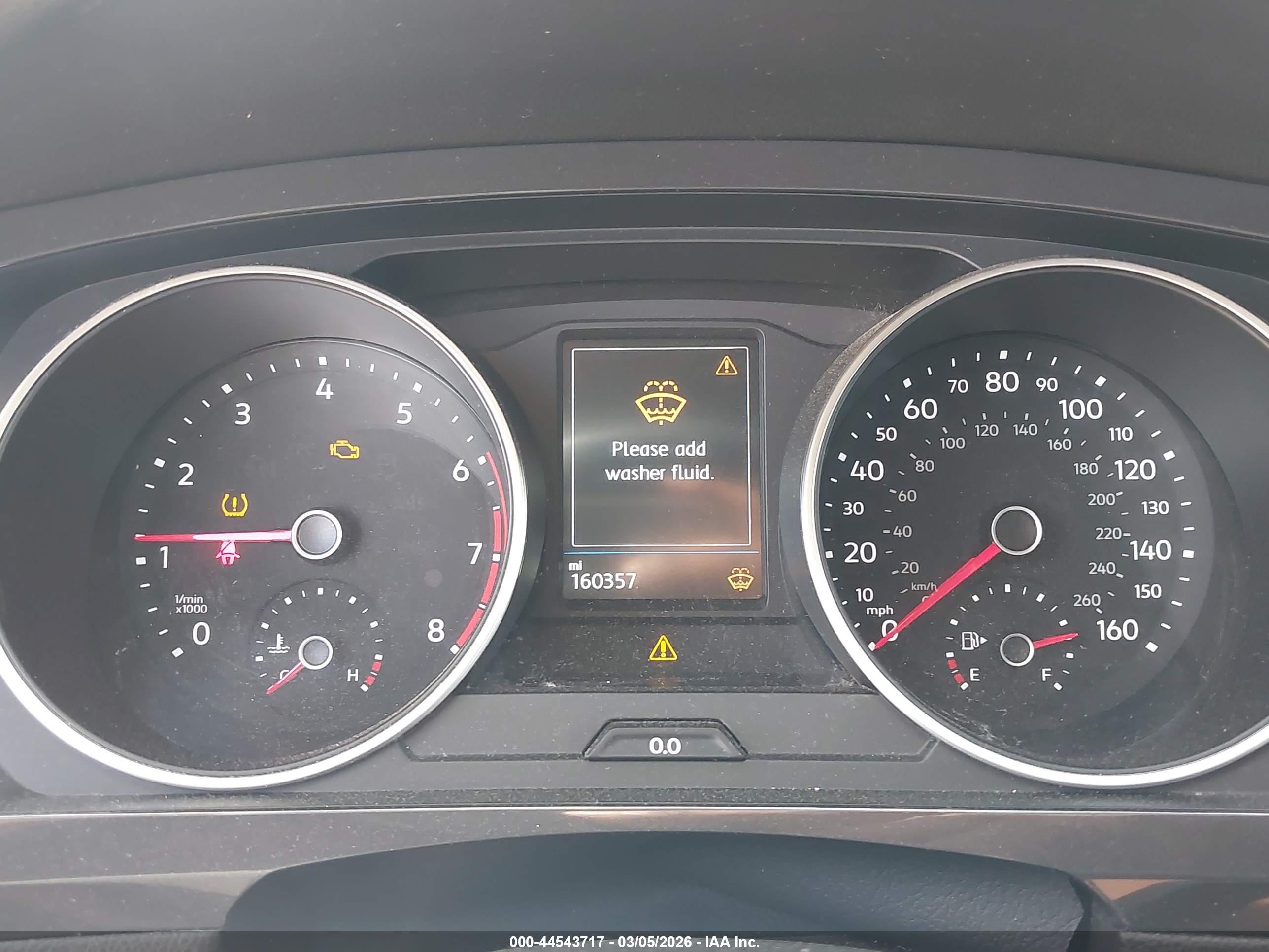 VOLKSWAGEN TIGUAN image 7