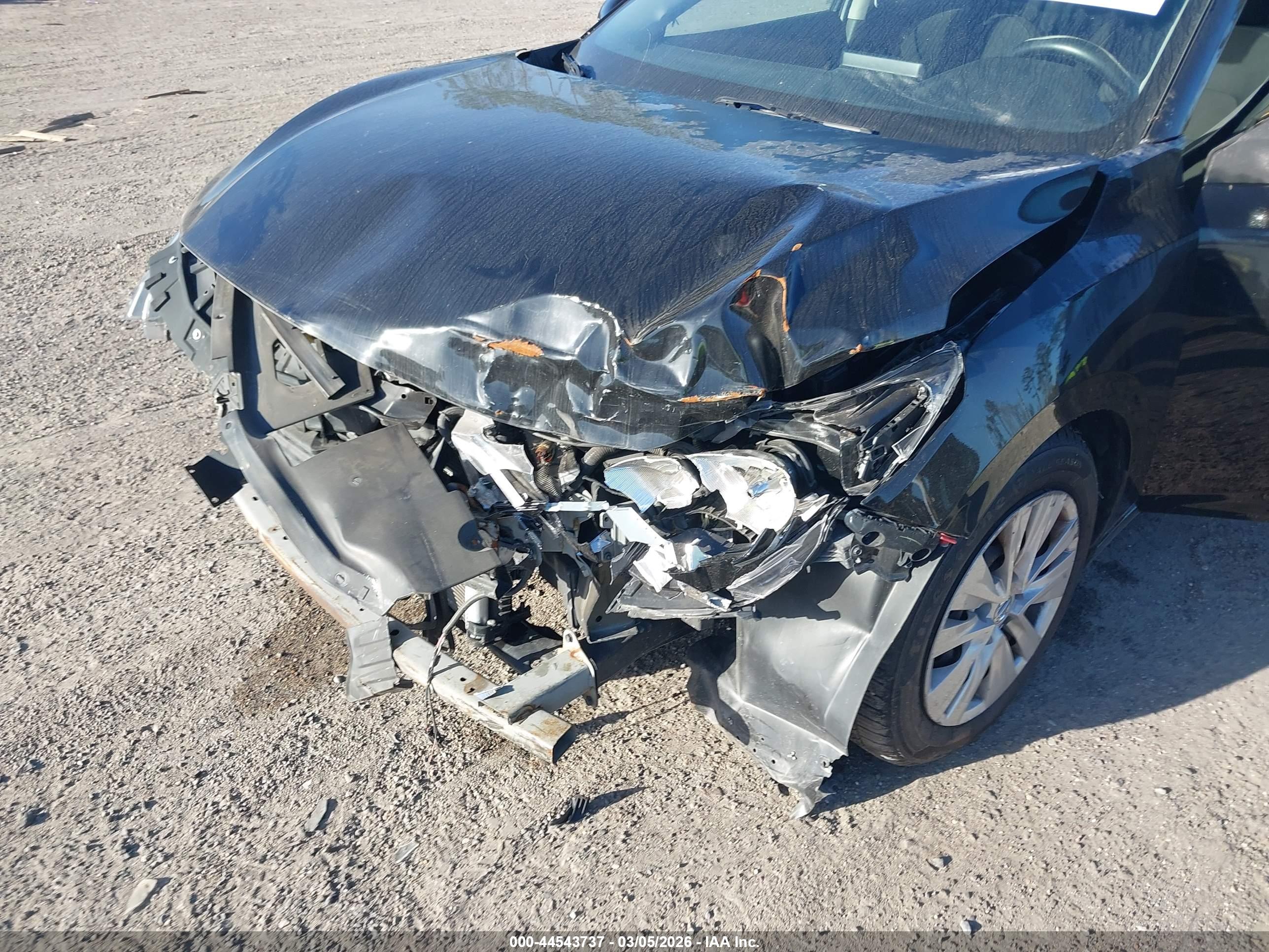 NISSAN SENTRA image 6