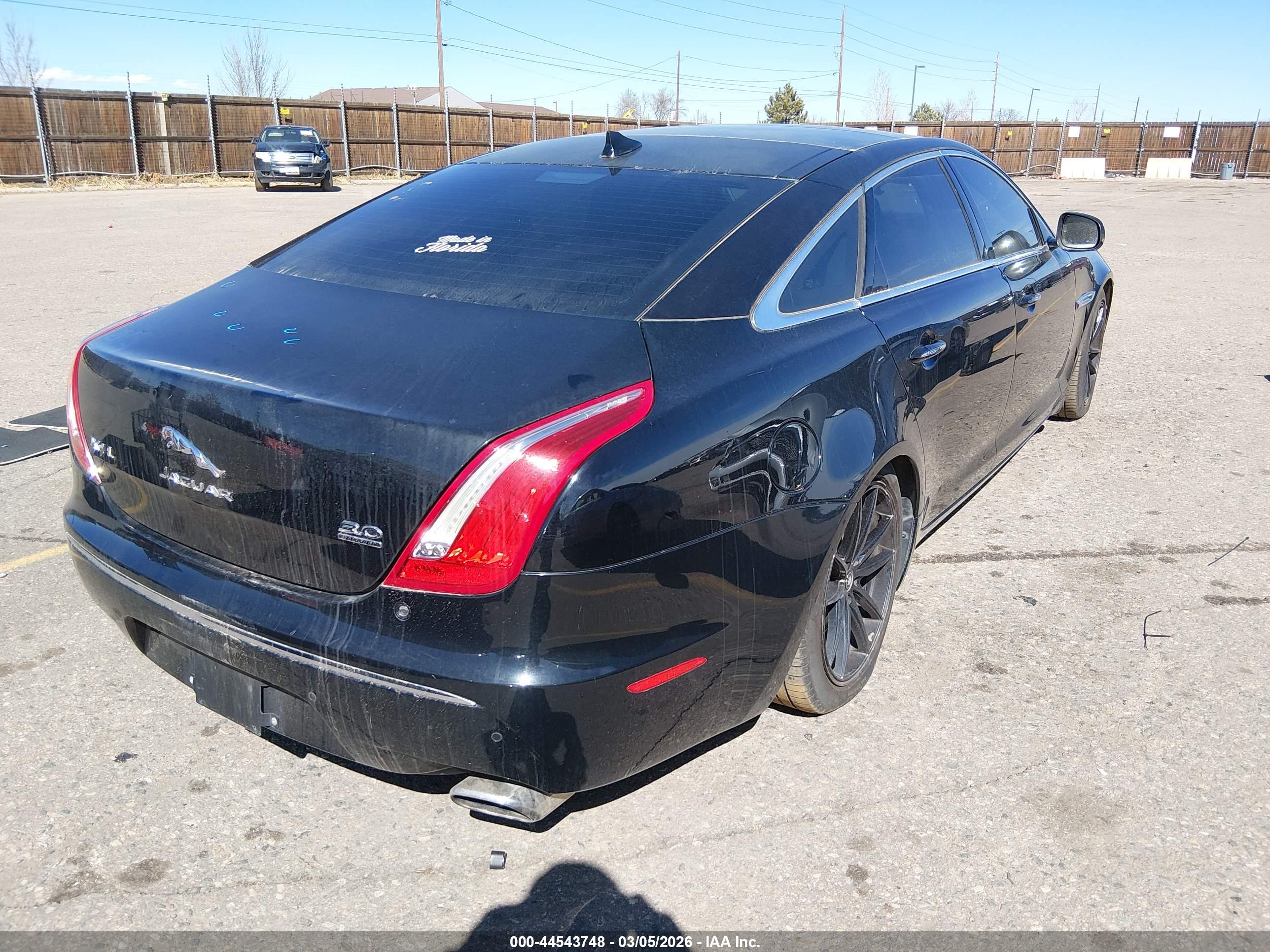 JAGUAR XJ image 4