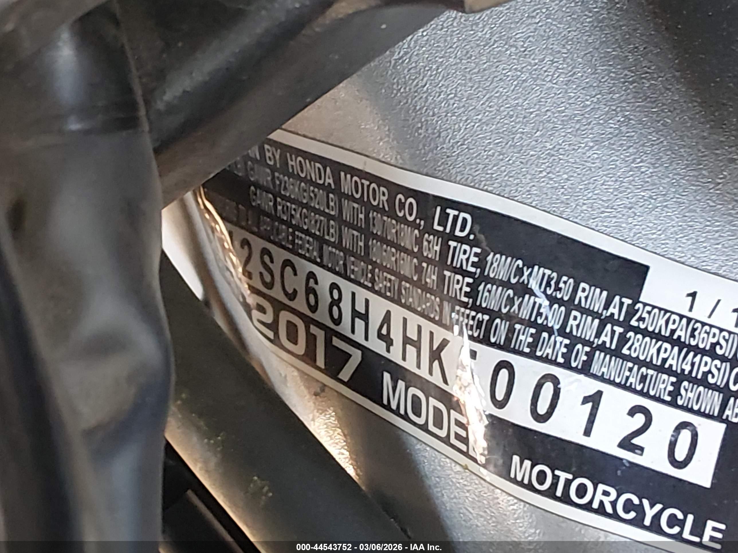 HONDA GL1800 image 10