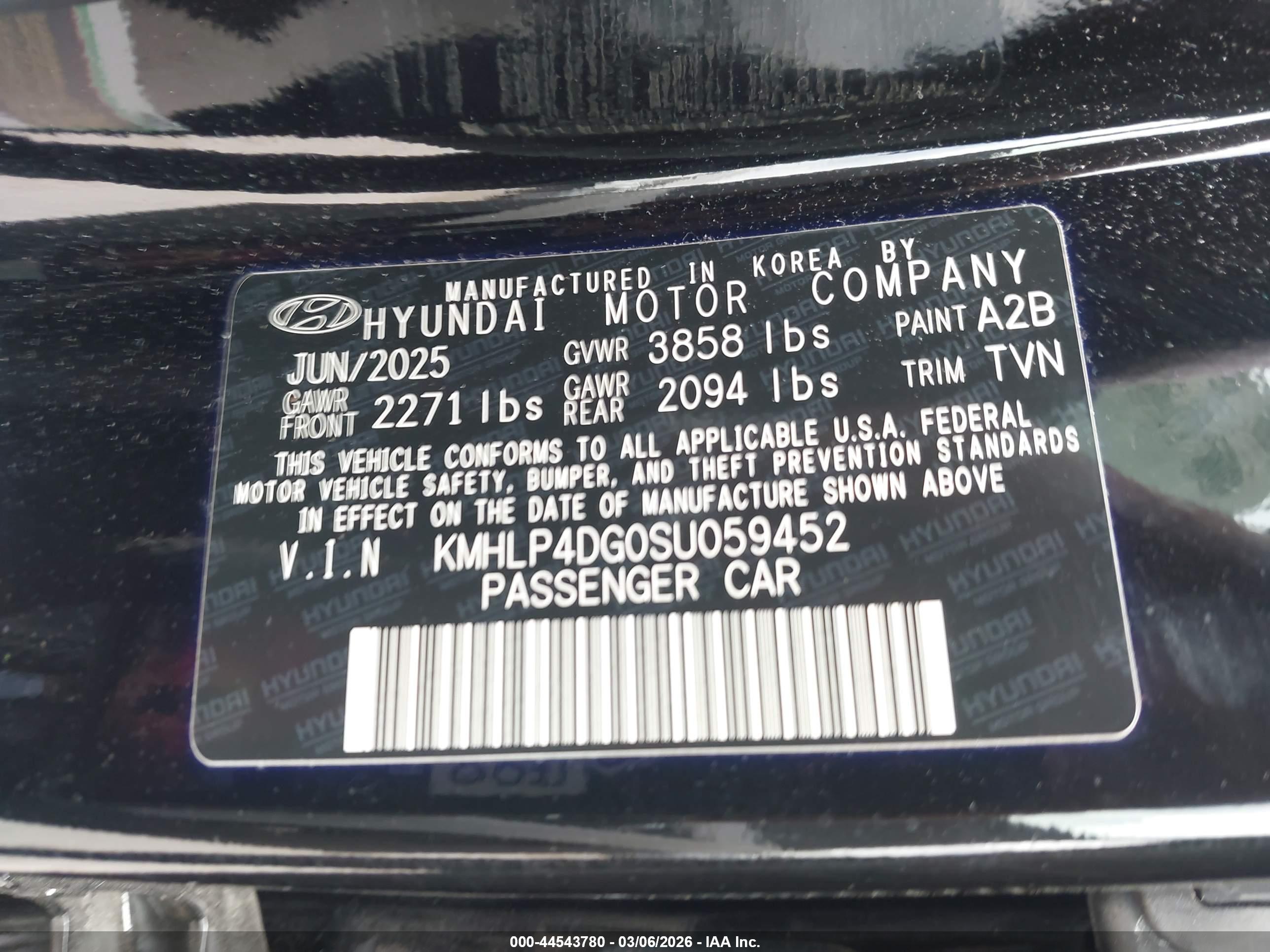 HYUNDAI ELANTRA image 9