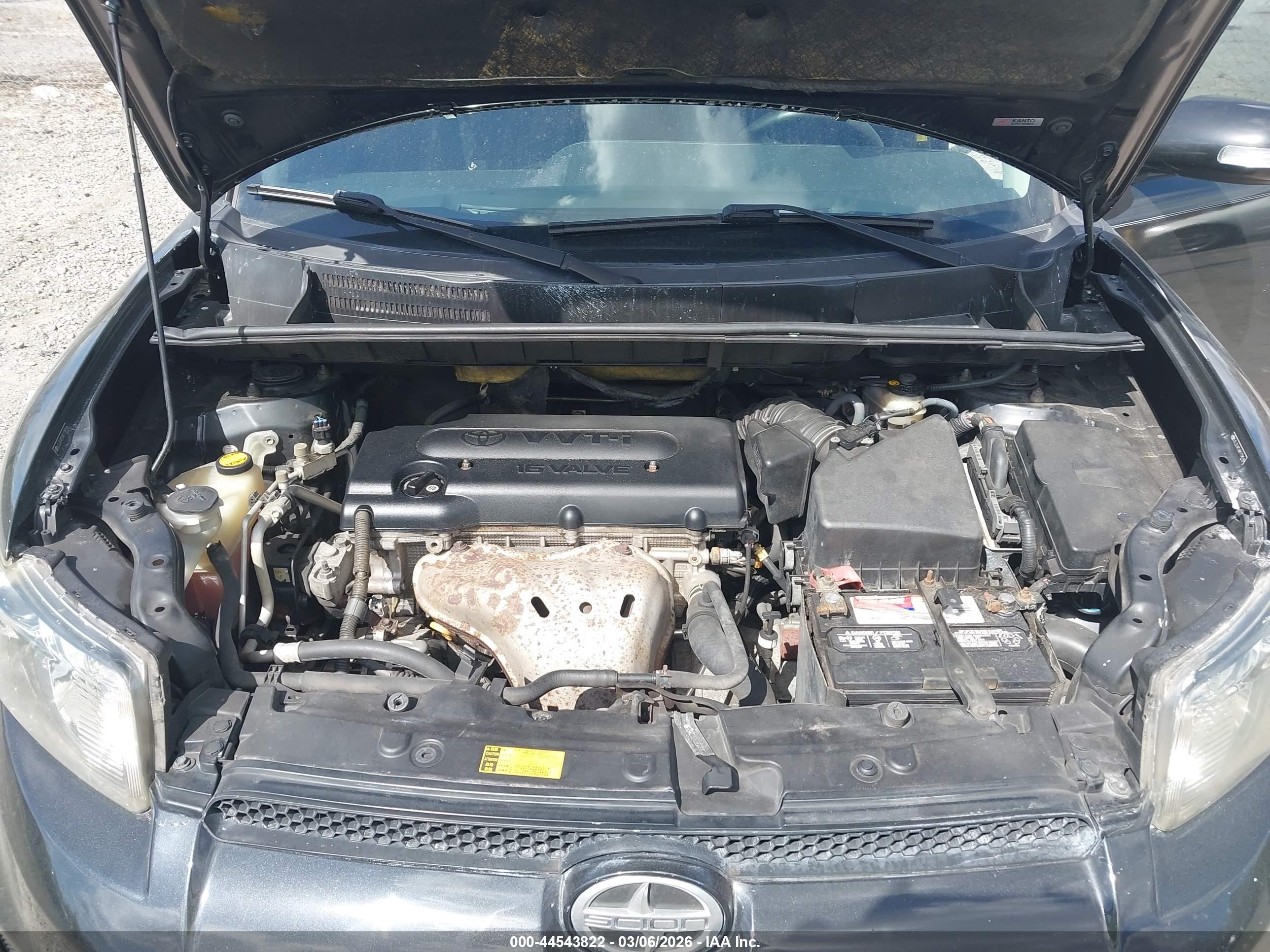 SCION XB image 10