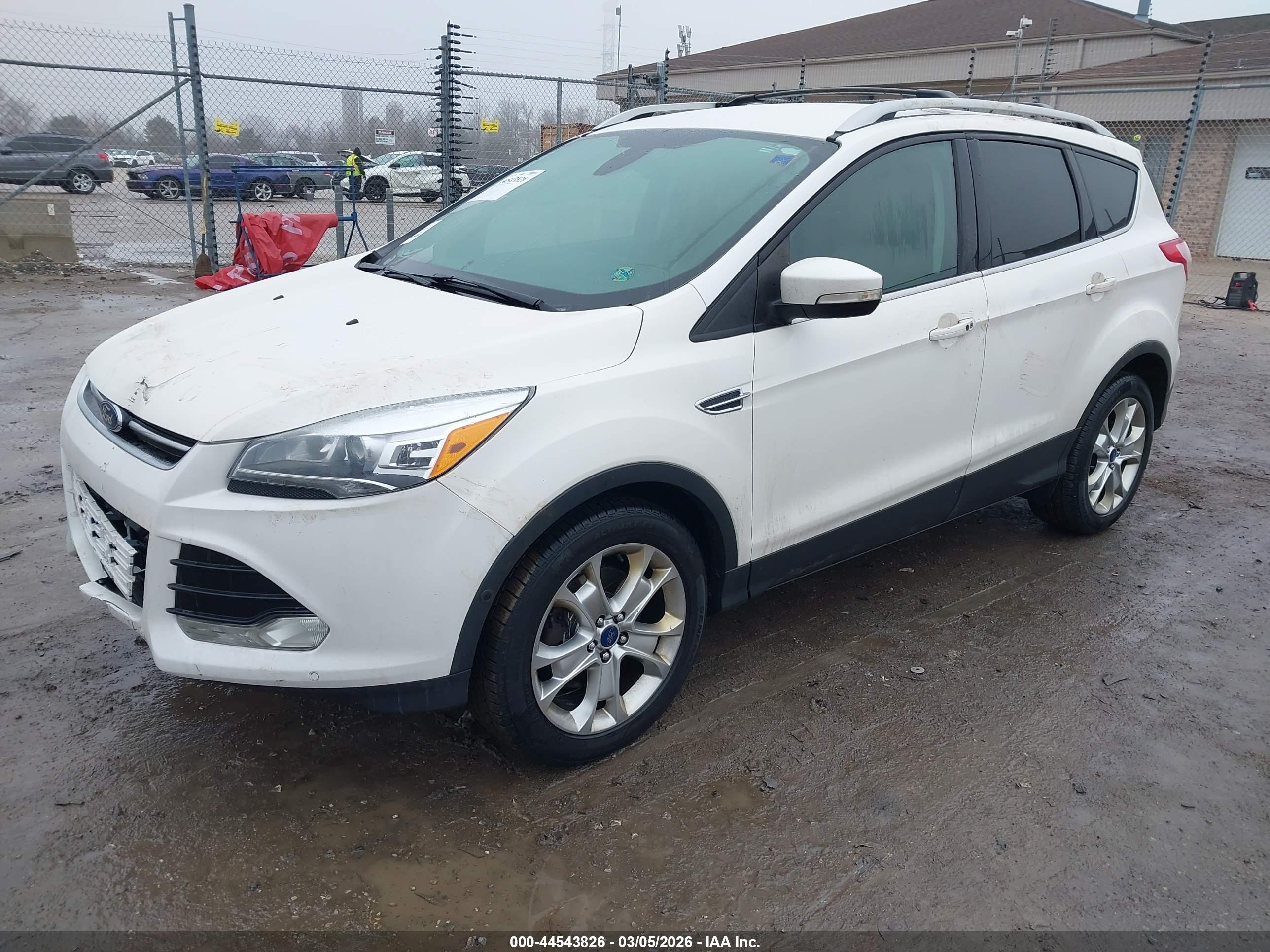 FORD ESCAPE image 2