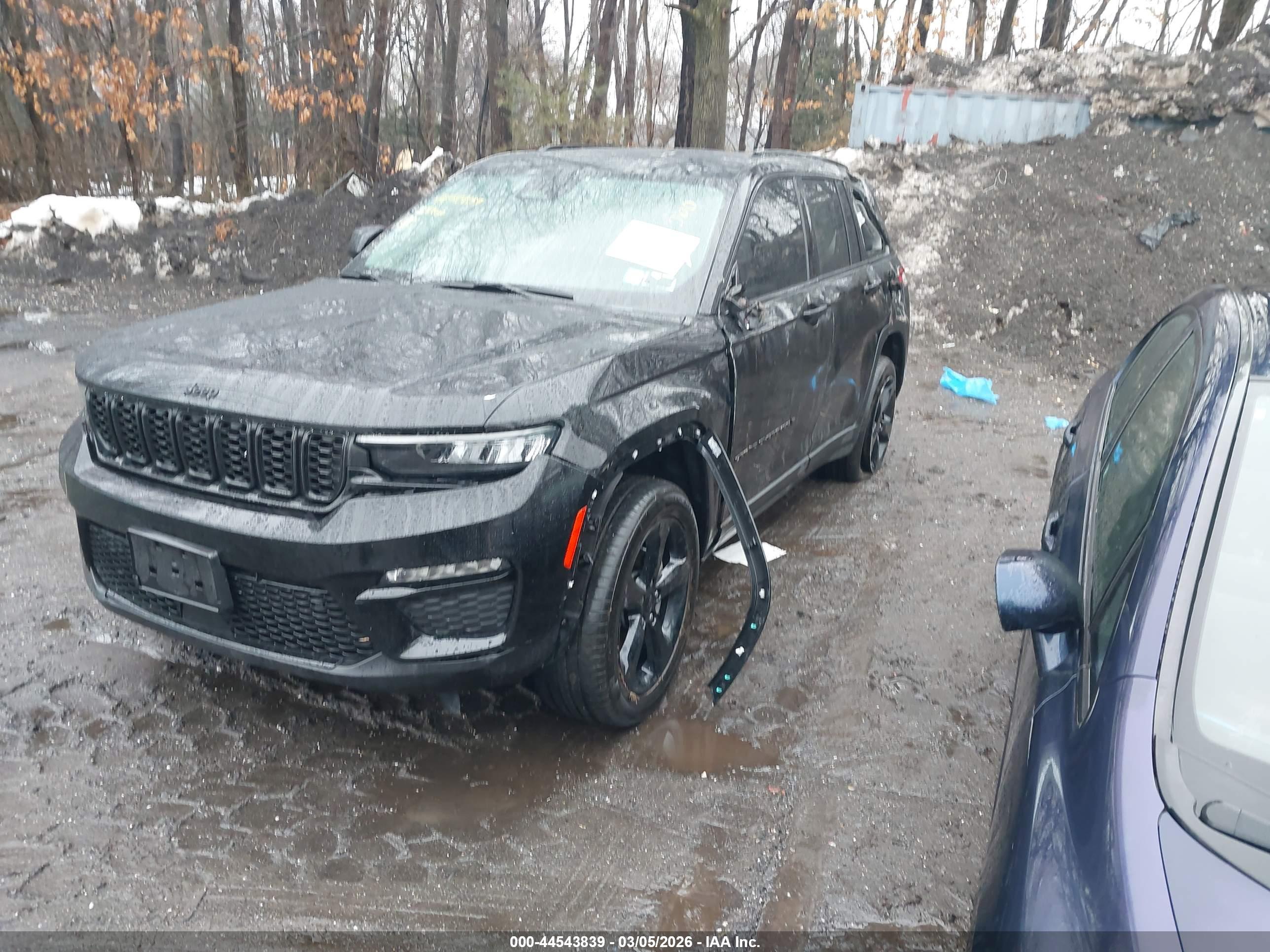 JEEP GRAND image 2