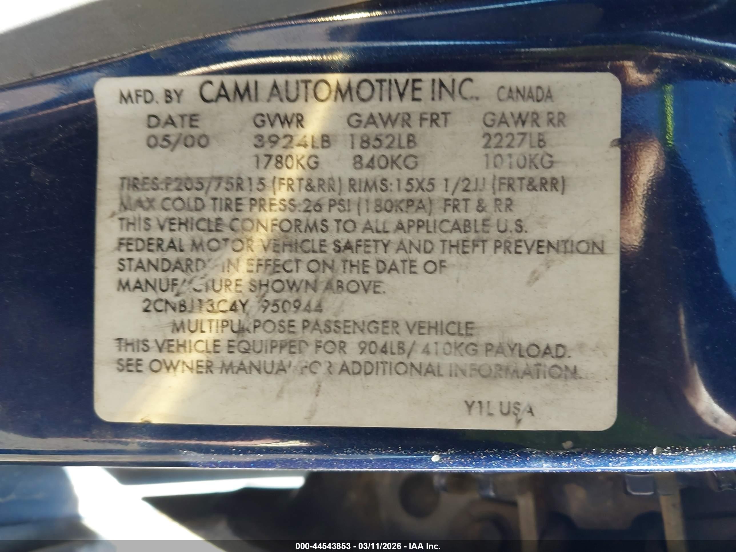 CHEVROLET TRACKER image 9