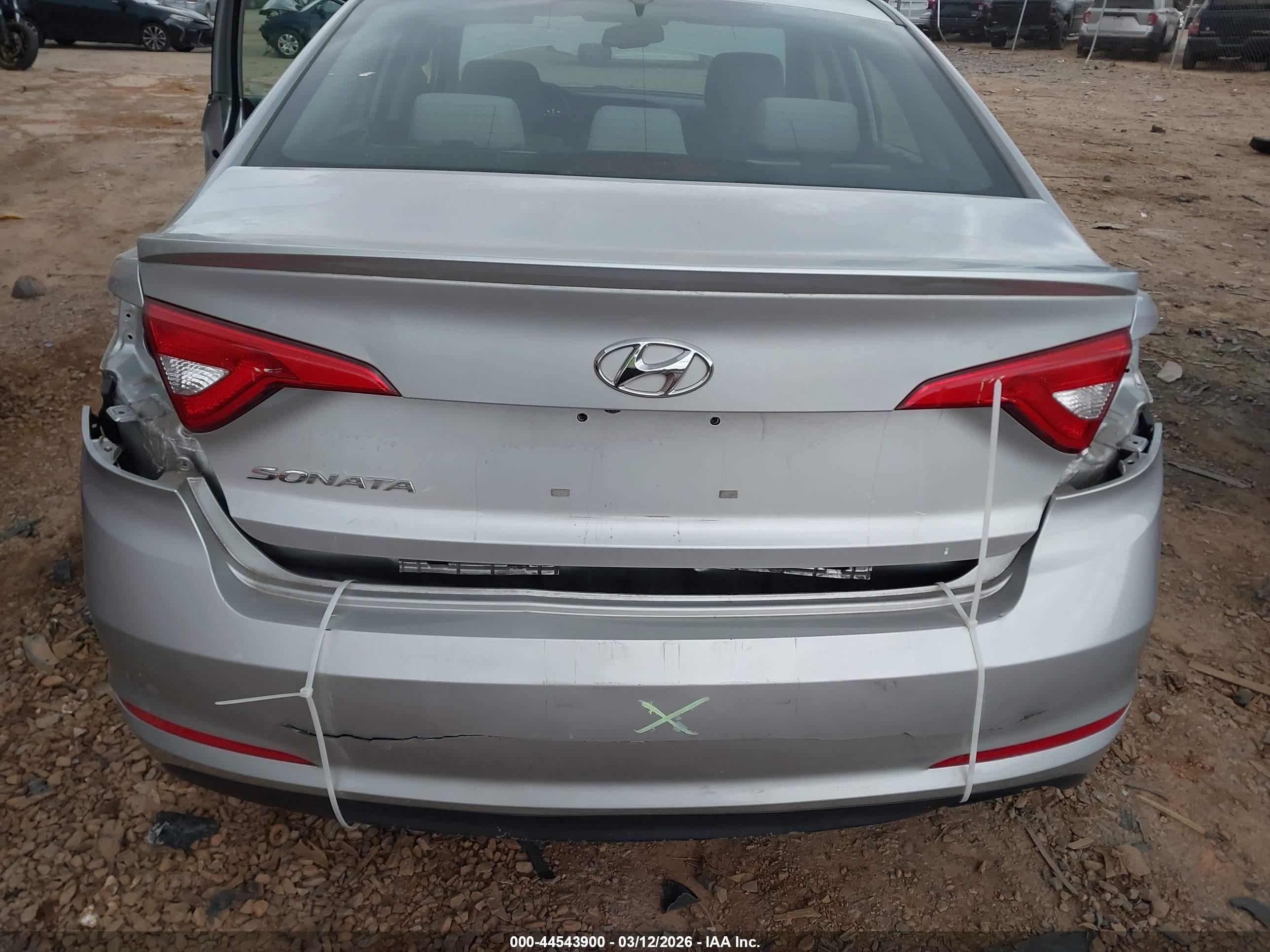 HYUNDAI SONATA image 6