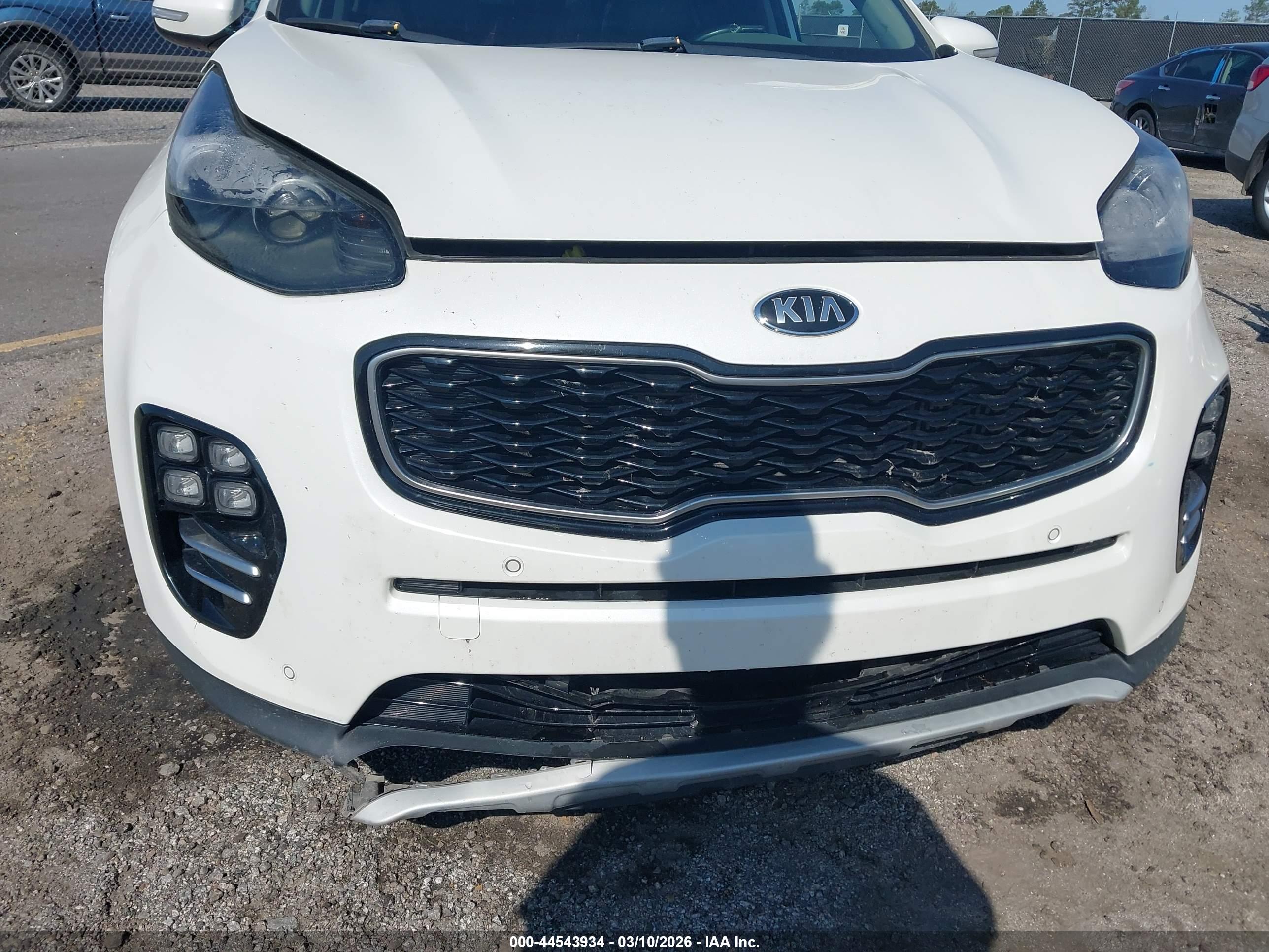 KIA SPORTAGE image 6