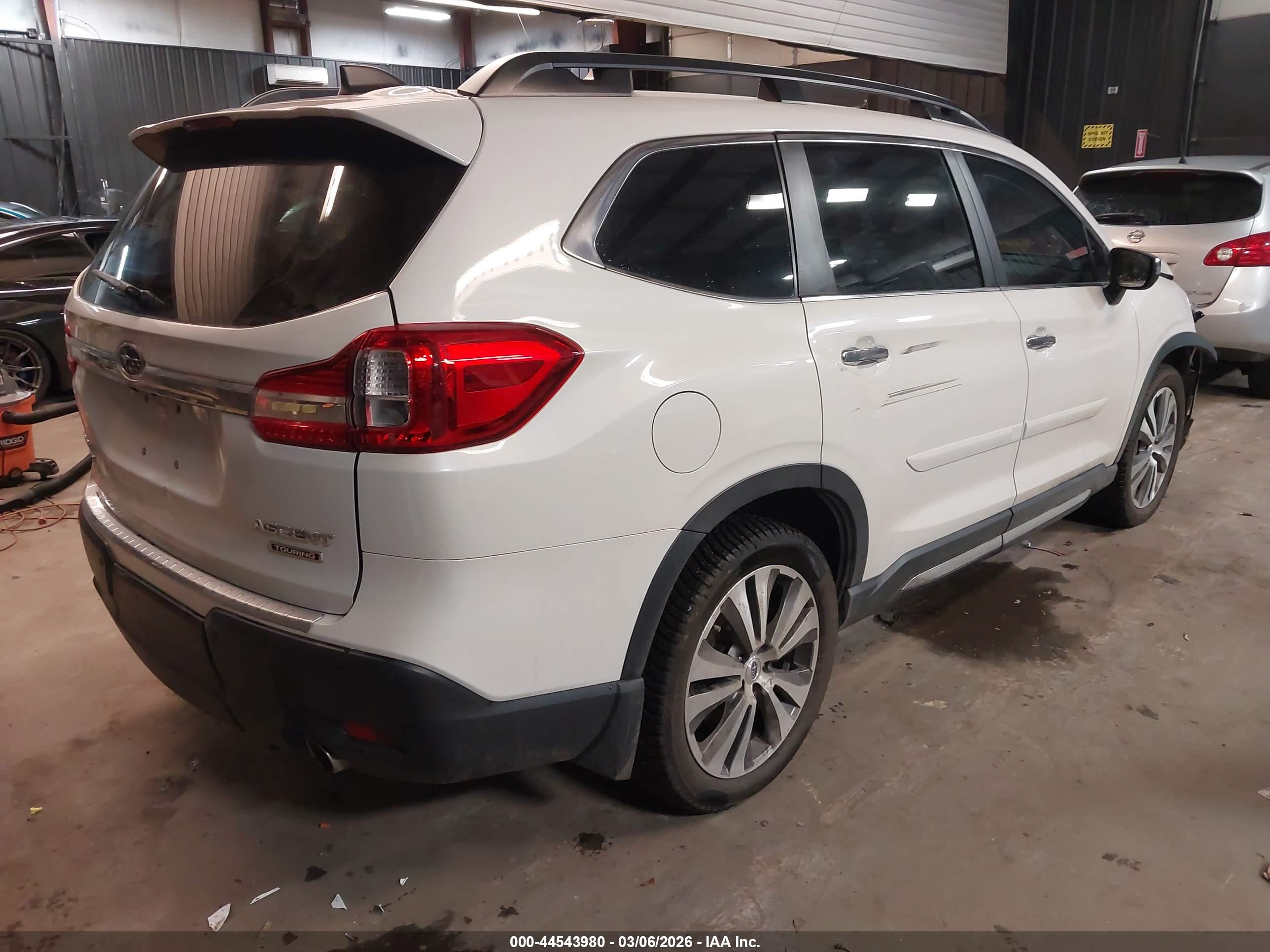 SUBARU ASCENT image 4