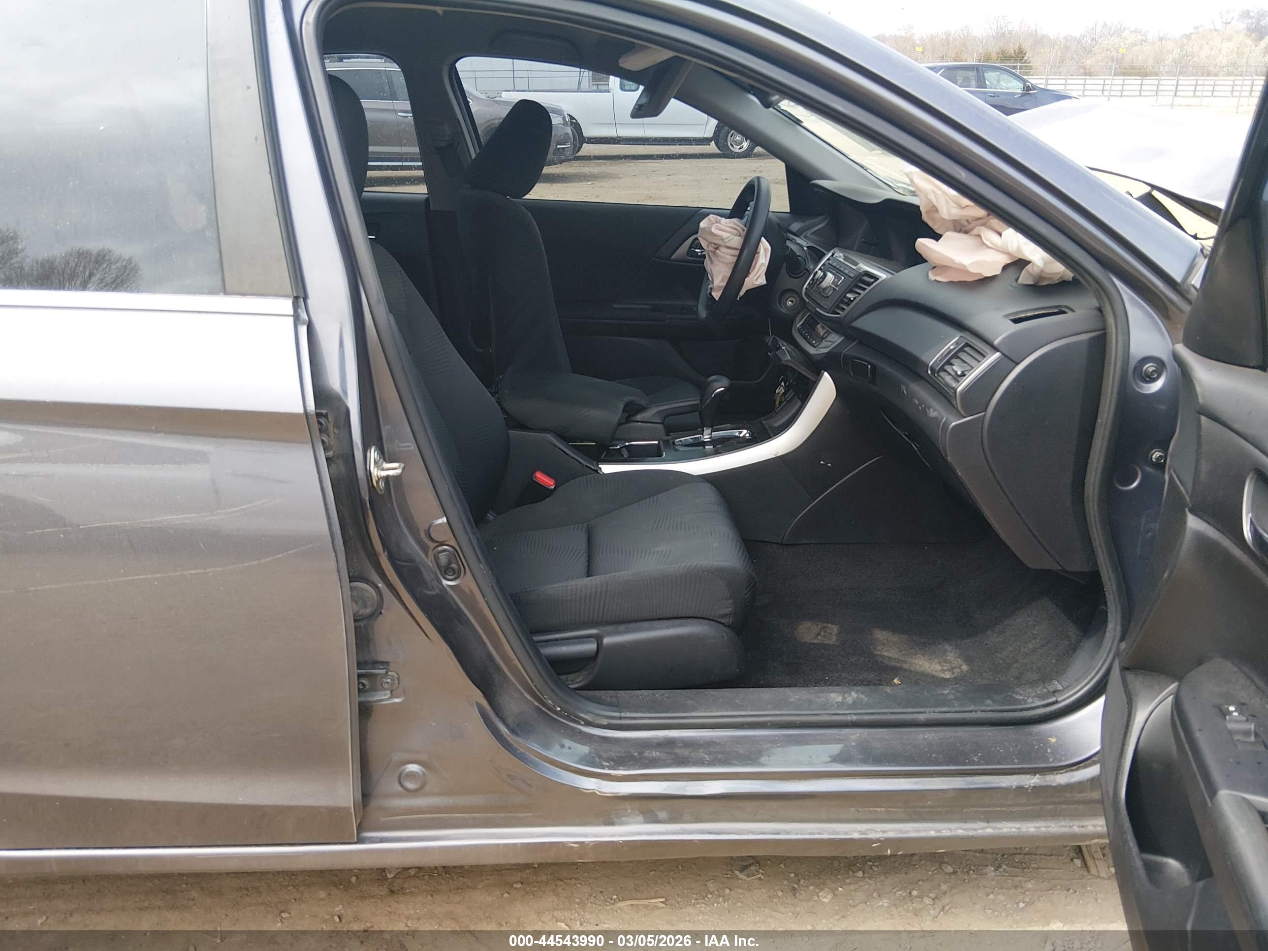 HONDA ACCORD image 5