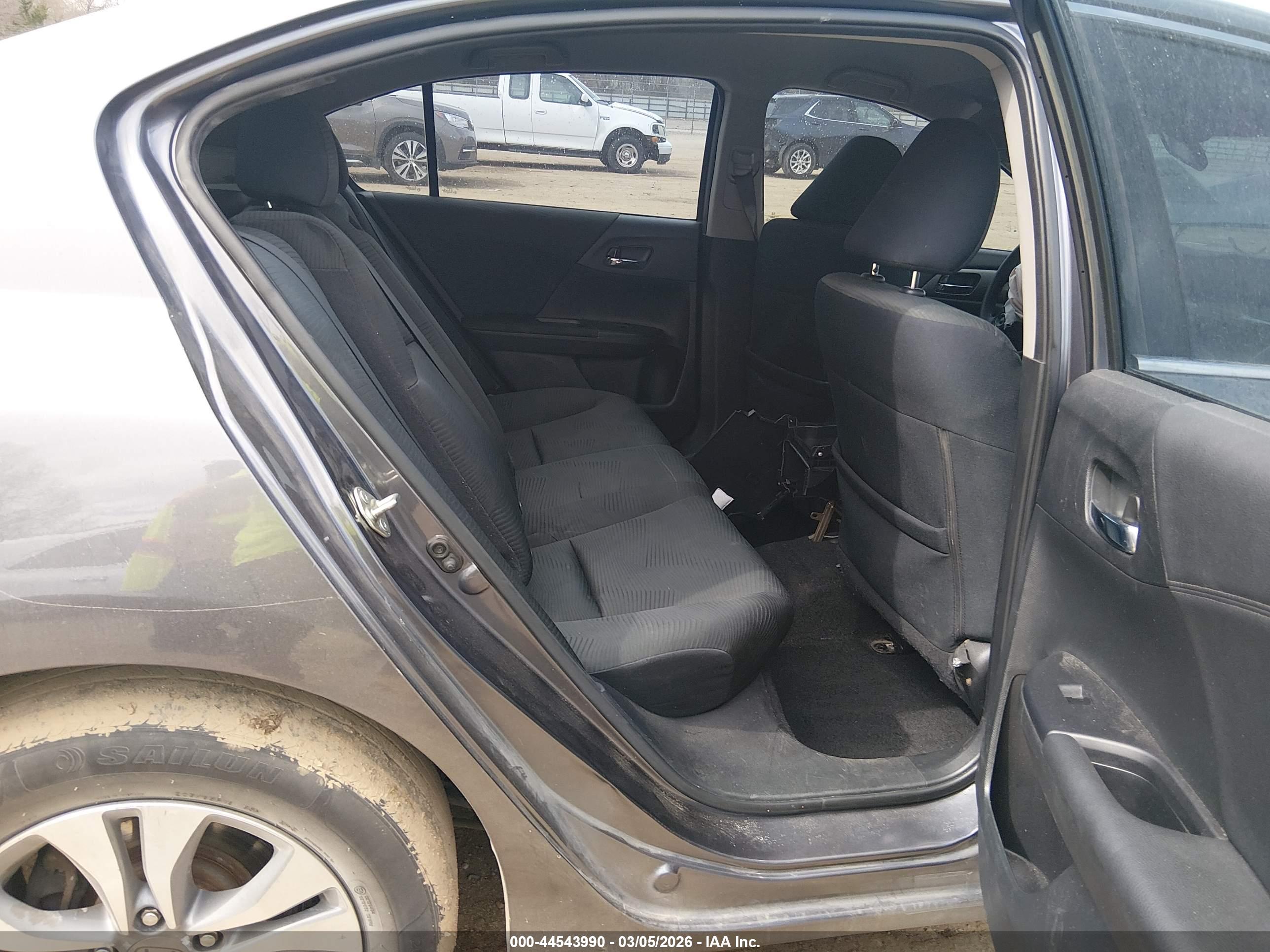 HONDA ACCORD image 8