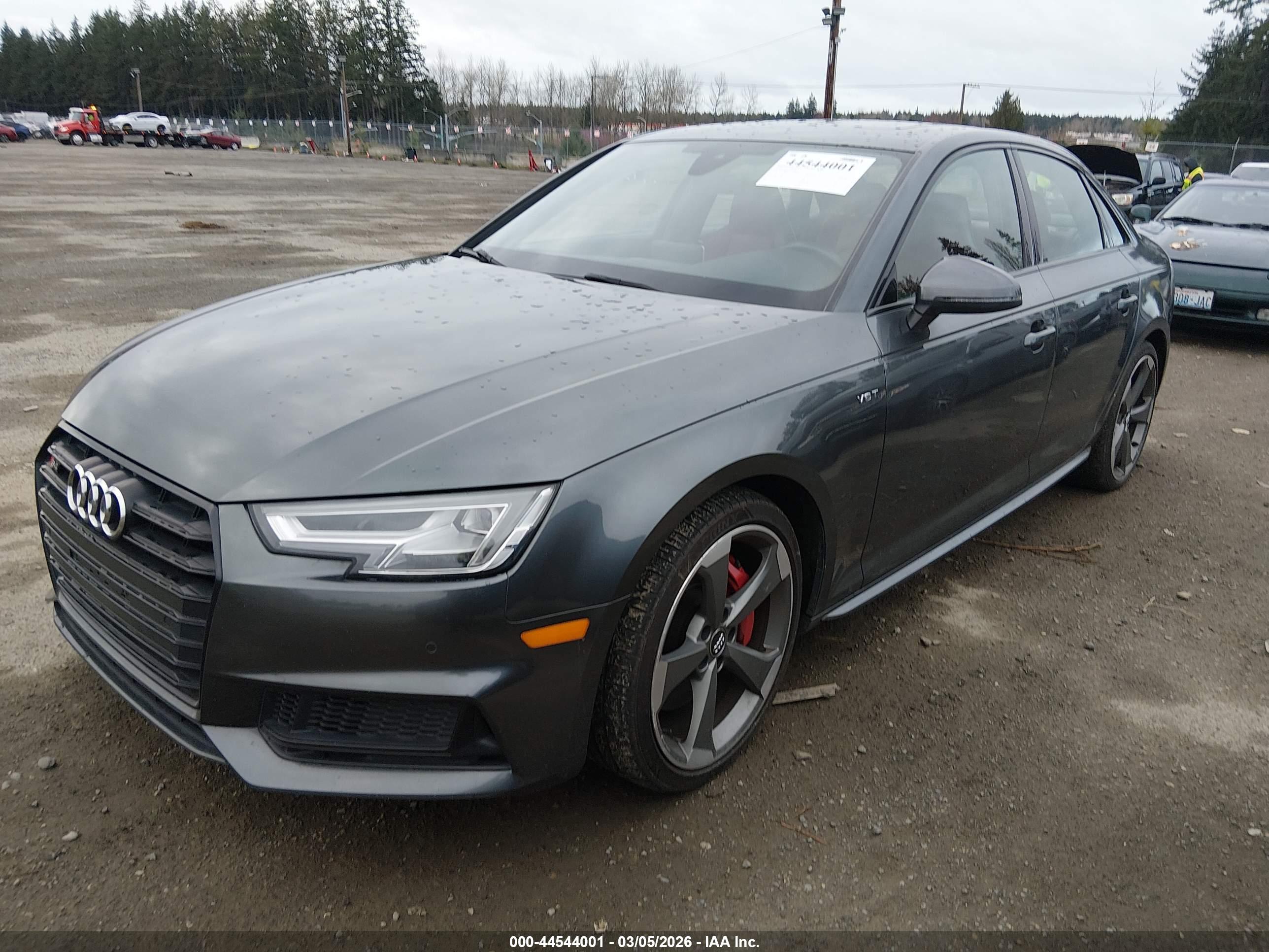 AUDI S4 image 2
