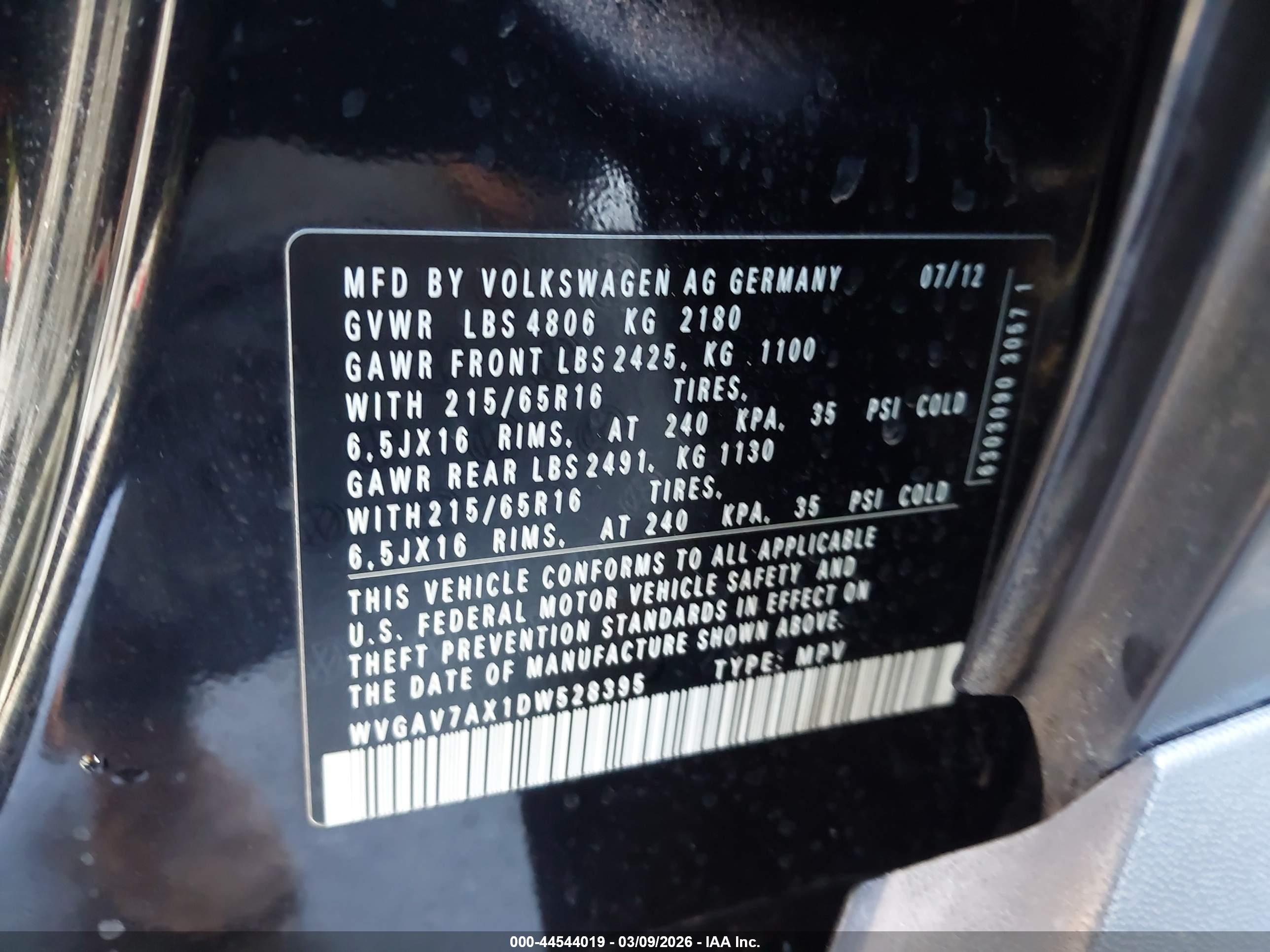 VOLKSWAGEN TIGUAN image 9