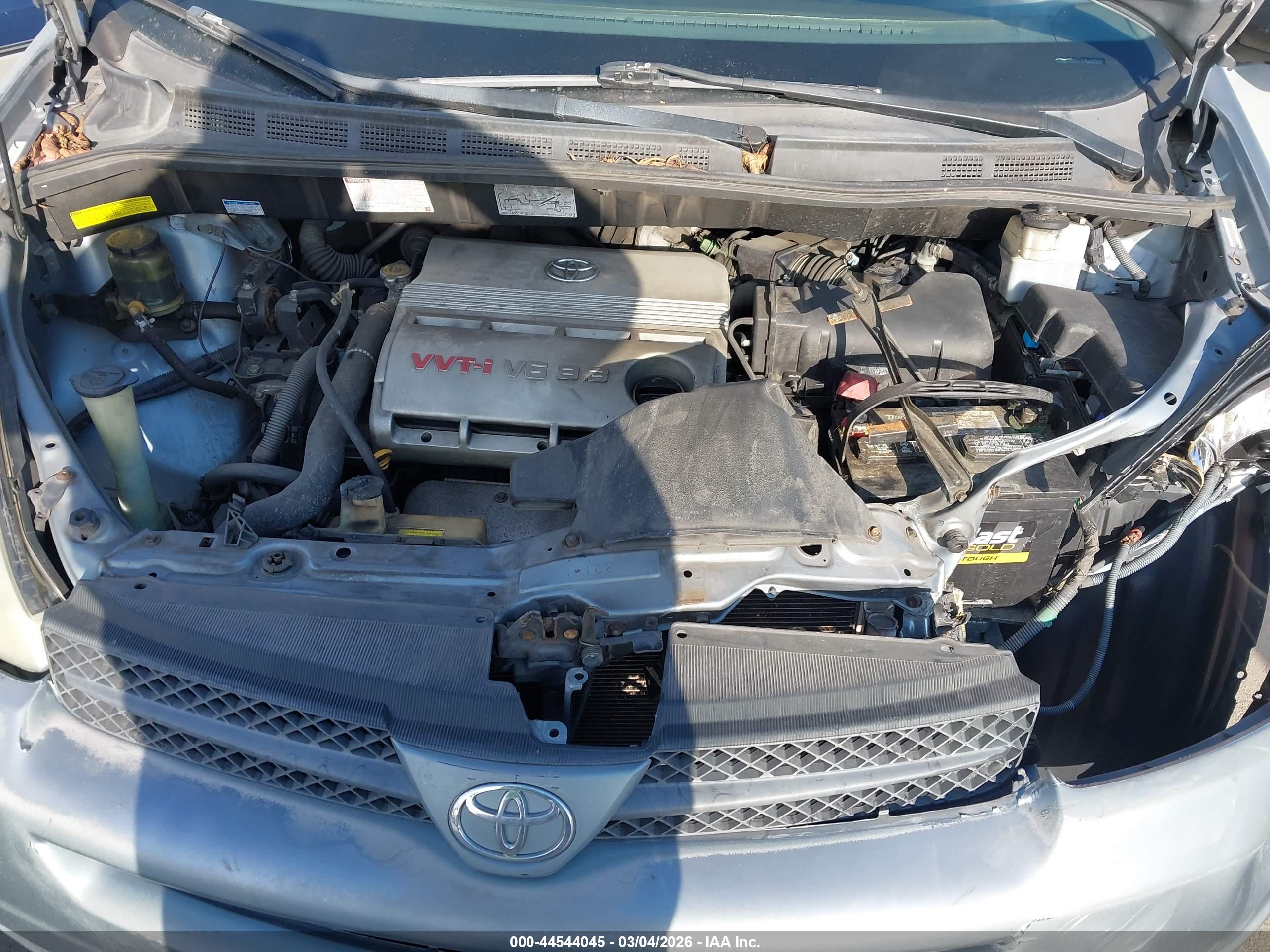 TOYOTA SIENNA image 10