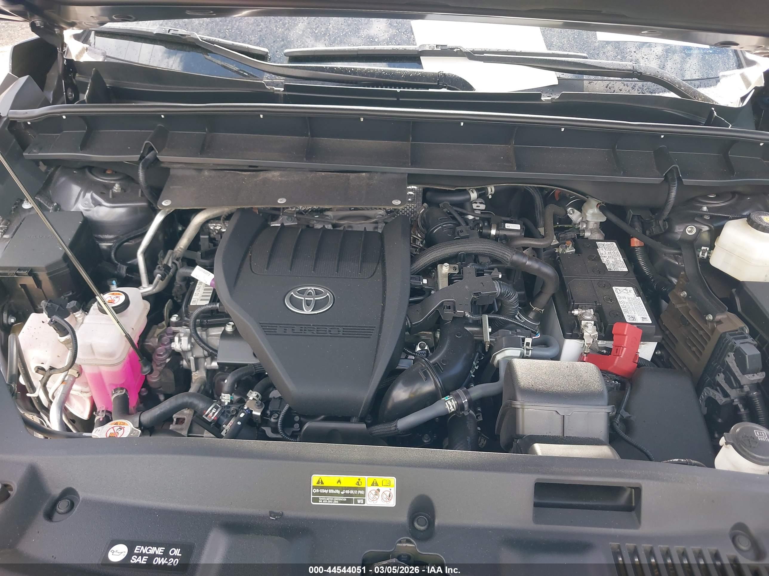 TOYOTA HIGHLANDER image 10