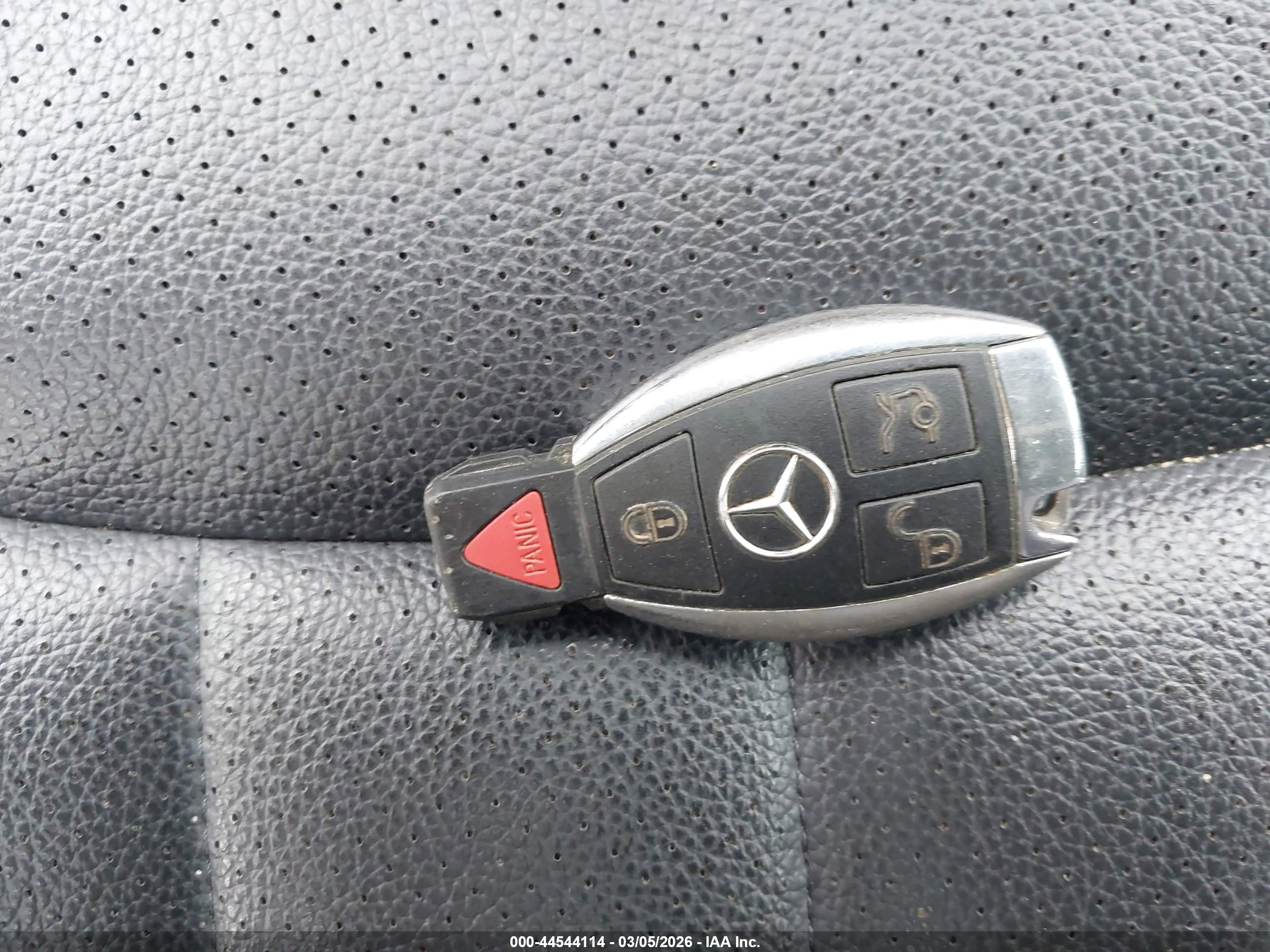 MERCEDES-BENZ C image 11
