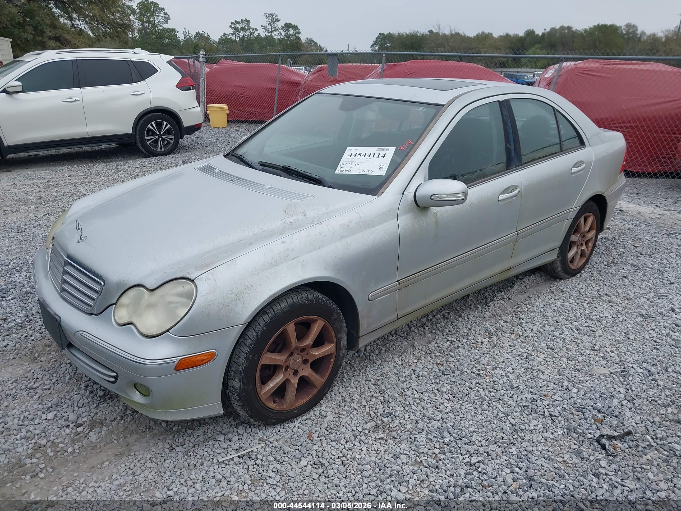MERCEDES-BENZ C image 2