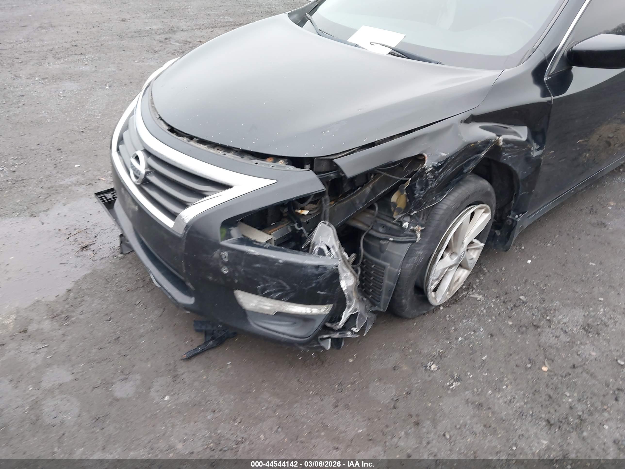NISSAN ALTIMA image 6