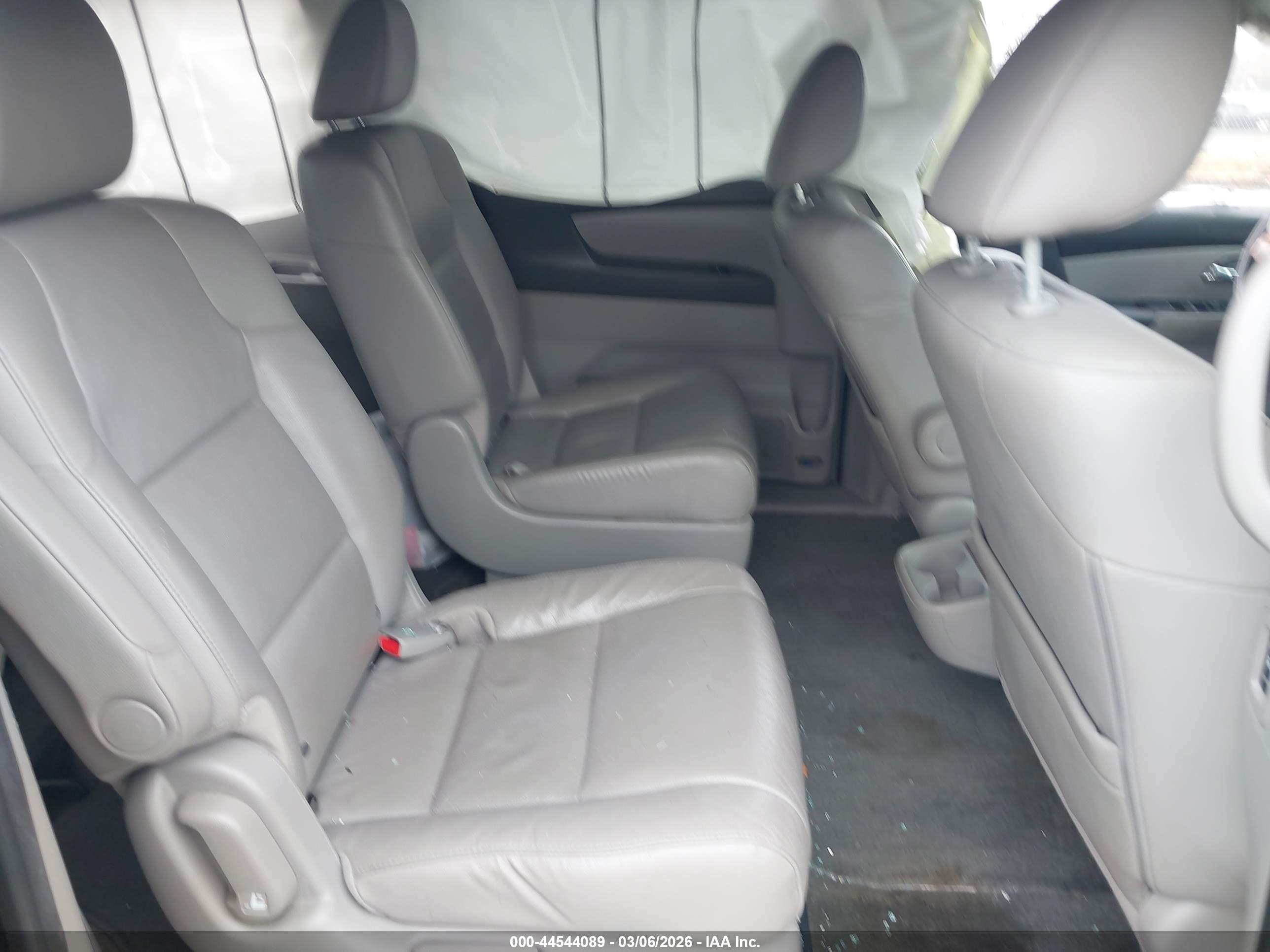 HONDA ODYSSEY image 8