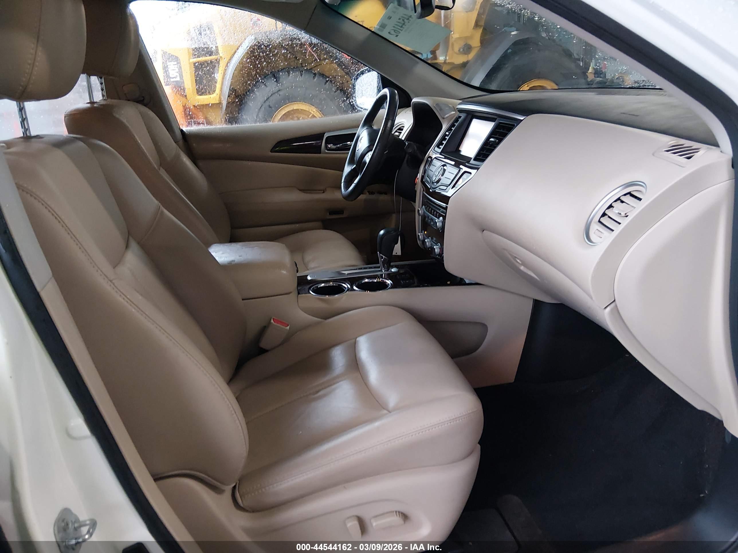 NISSAN PATHFINDER image 5