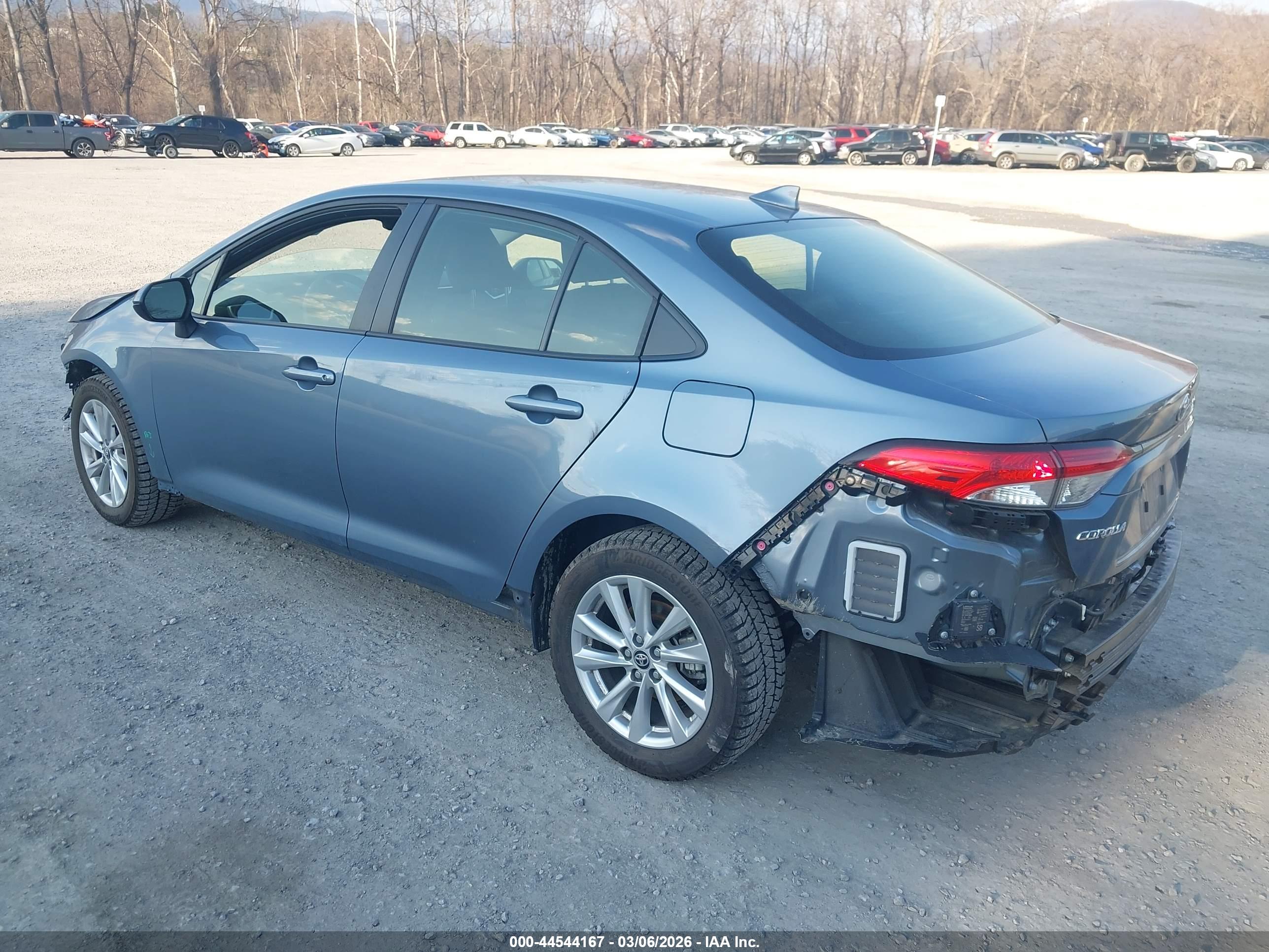 TOYOTA COROLLA image 3