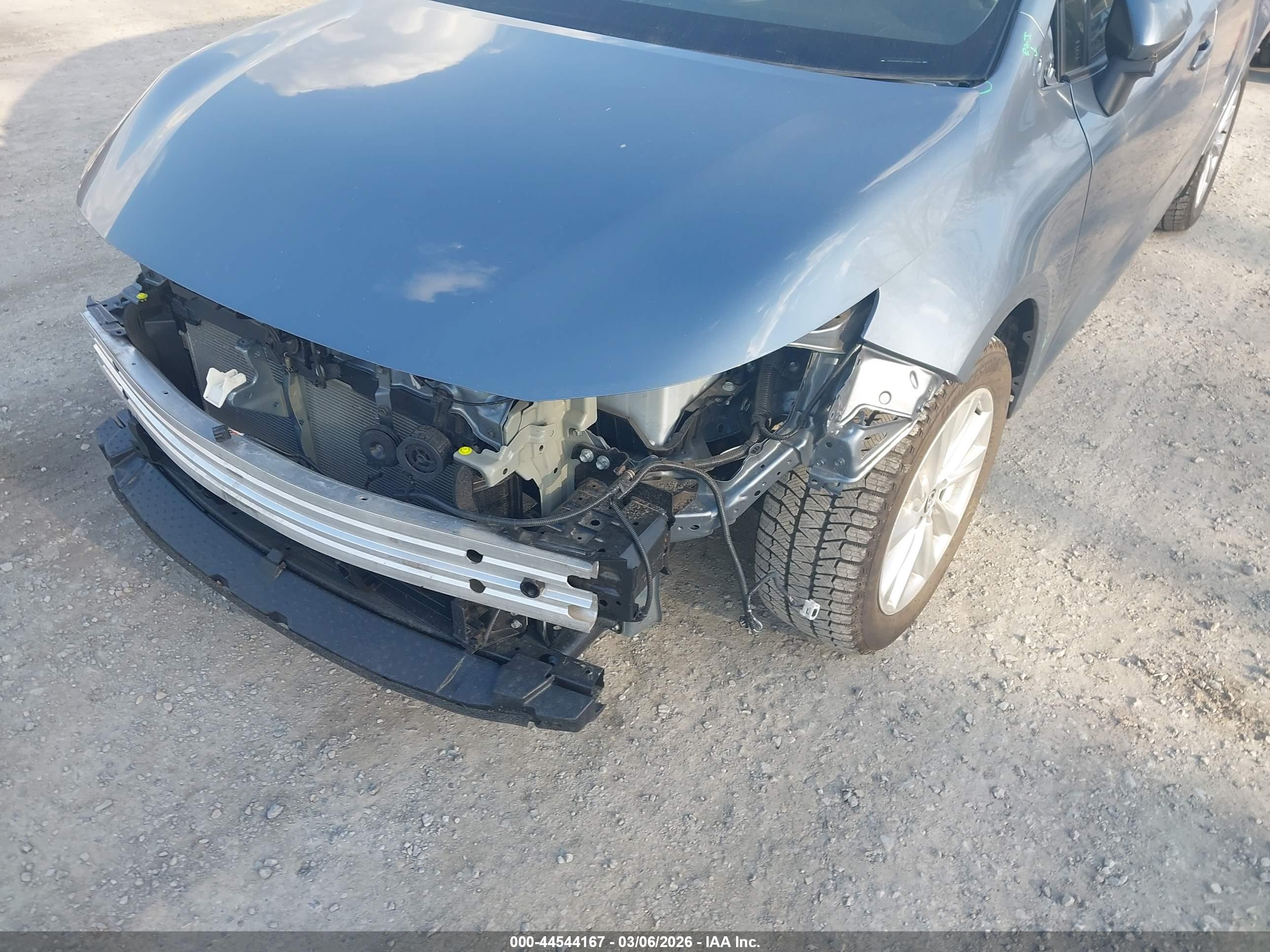 TOYOTA COROLLA image 6